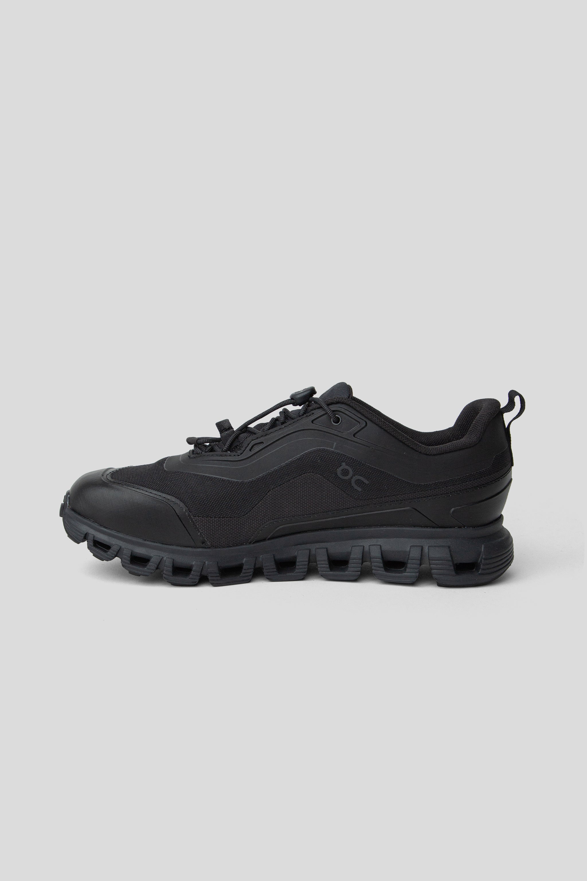 On Running Cloud 6 Geo WP - Black/Black | Wallace Mercantile Shop