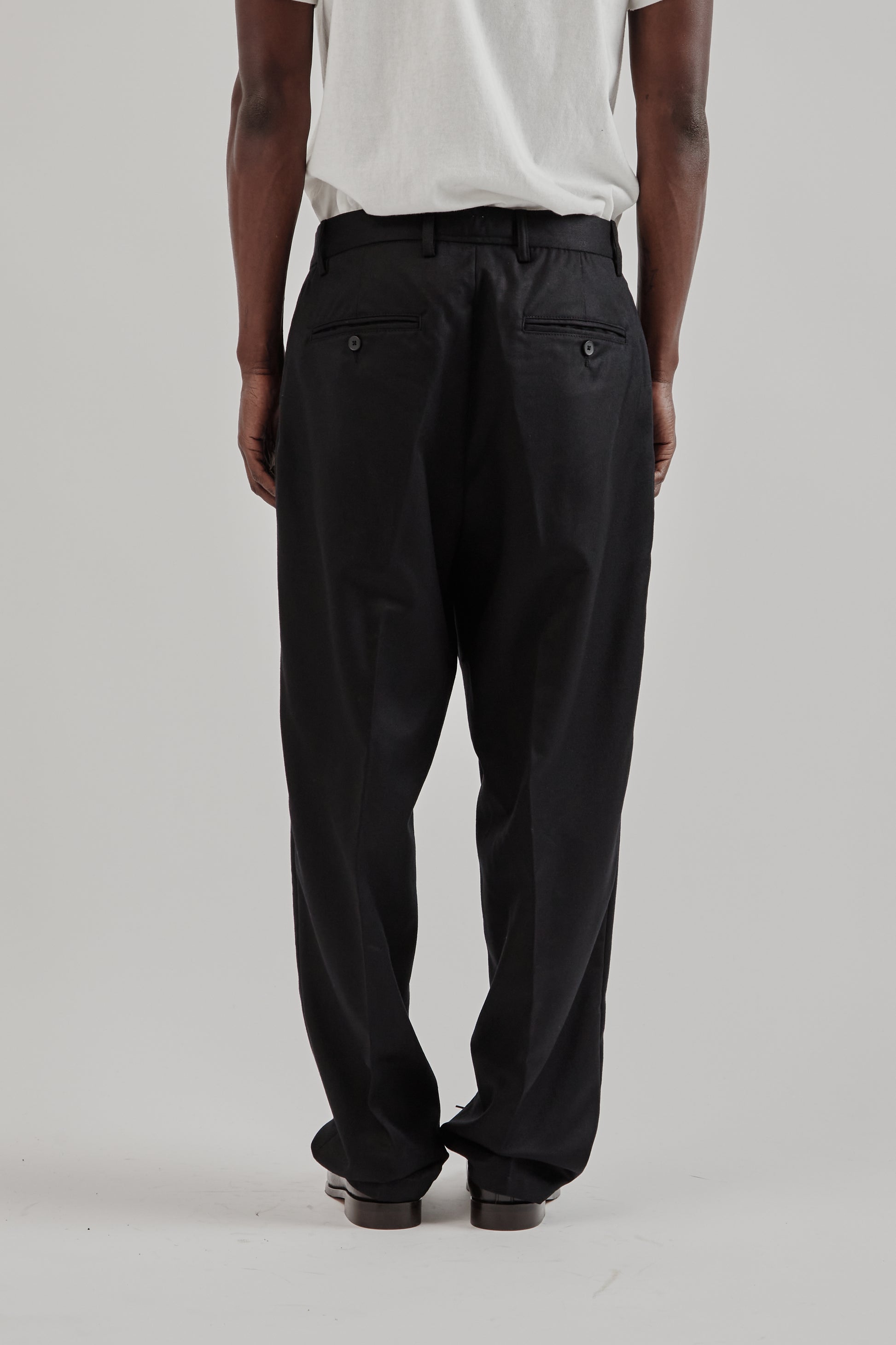 Parages FW25 Formal Pleats Wool Pants Black10