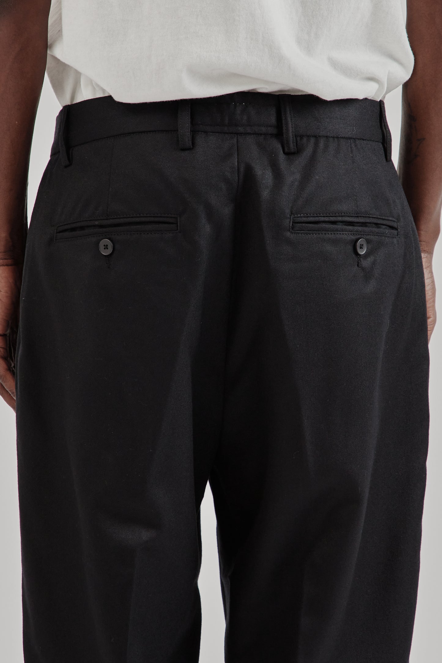 Parages FW25 Formal Pleats Wool Pants Black12