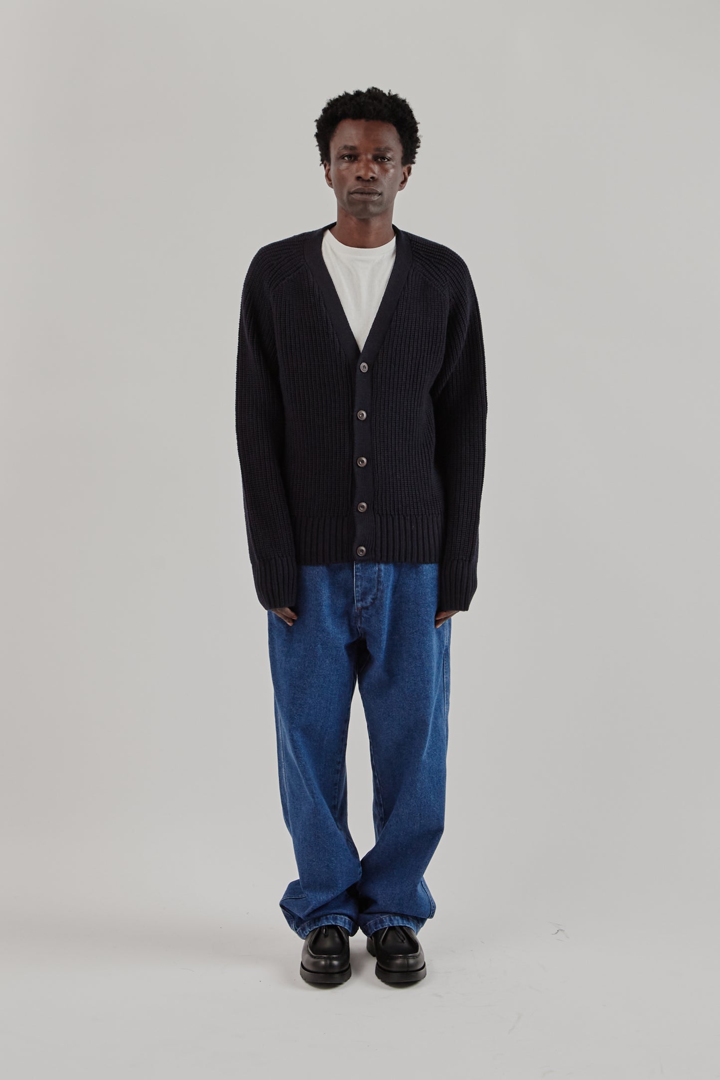 Parages FW25 Guy Cardigan Navy 10
