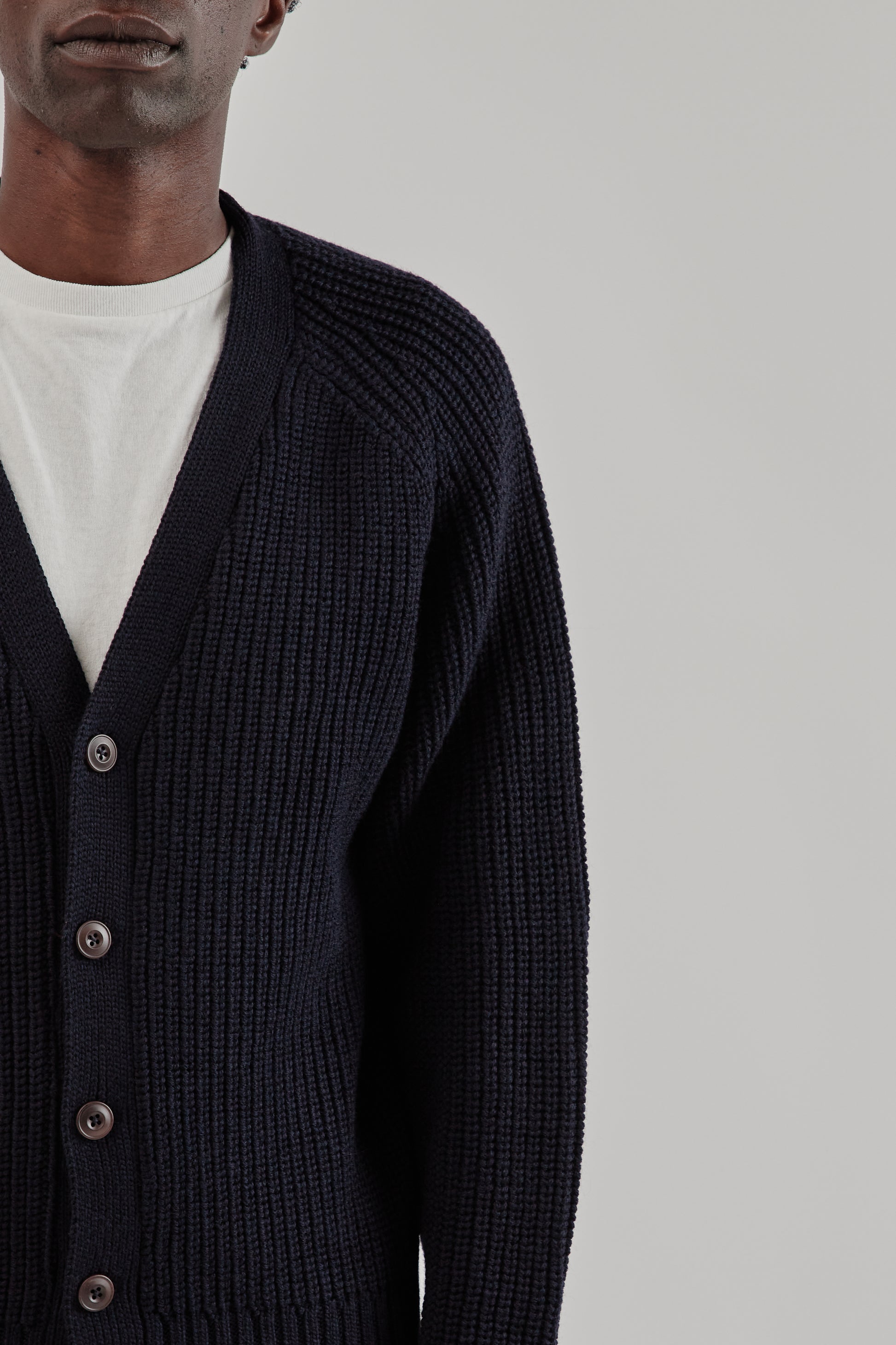Parages FW25 Guy Cardigan Navy 6