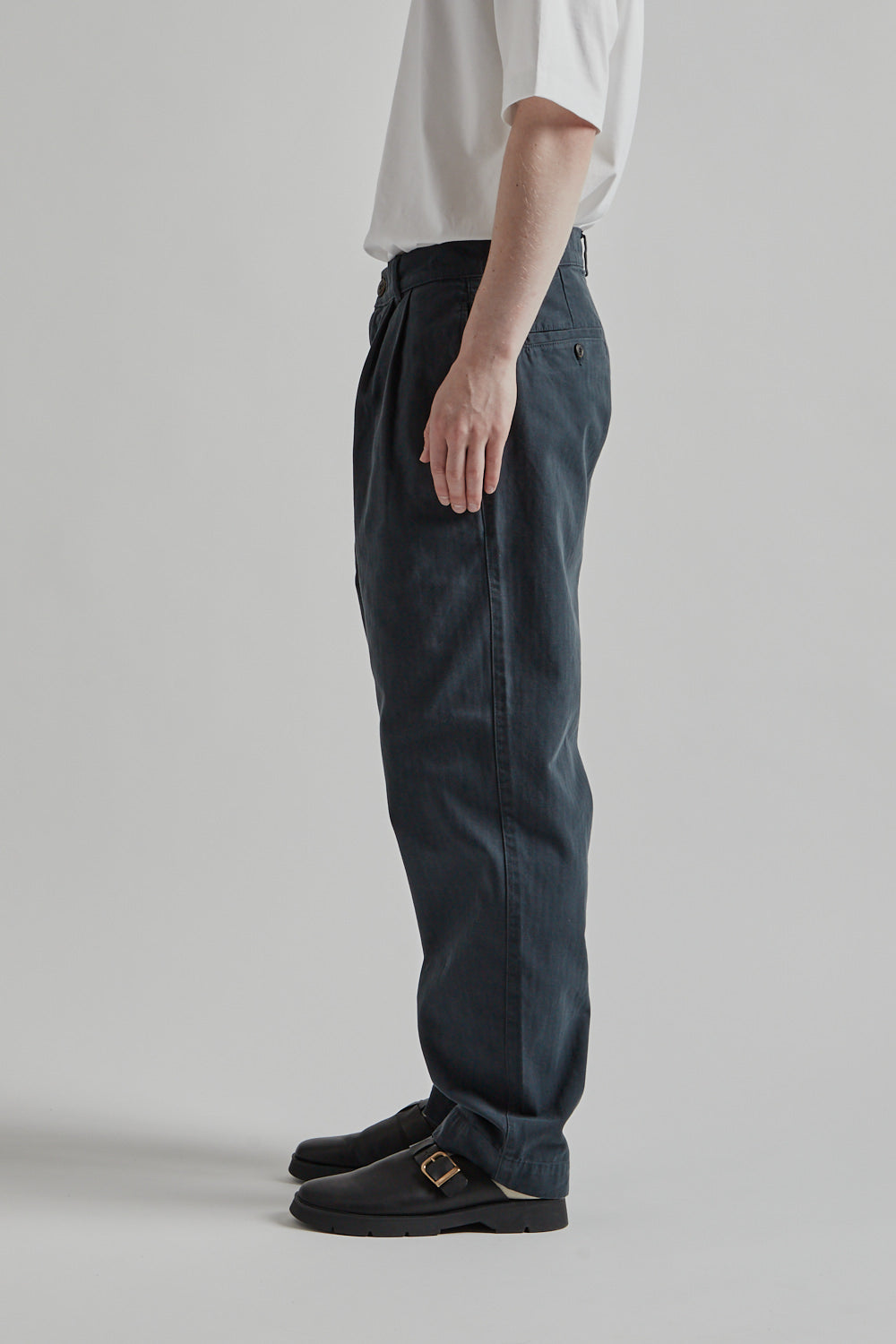 Double Pleats Herringbone Pants - Charcoal - Wallace Mercantile Shop