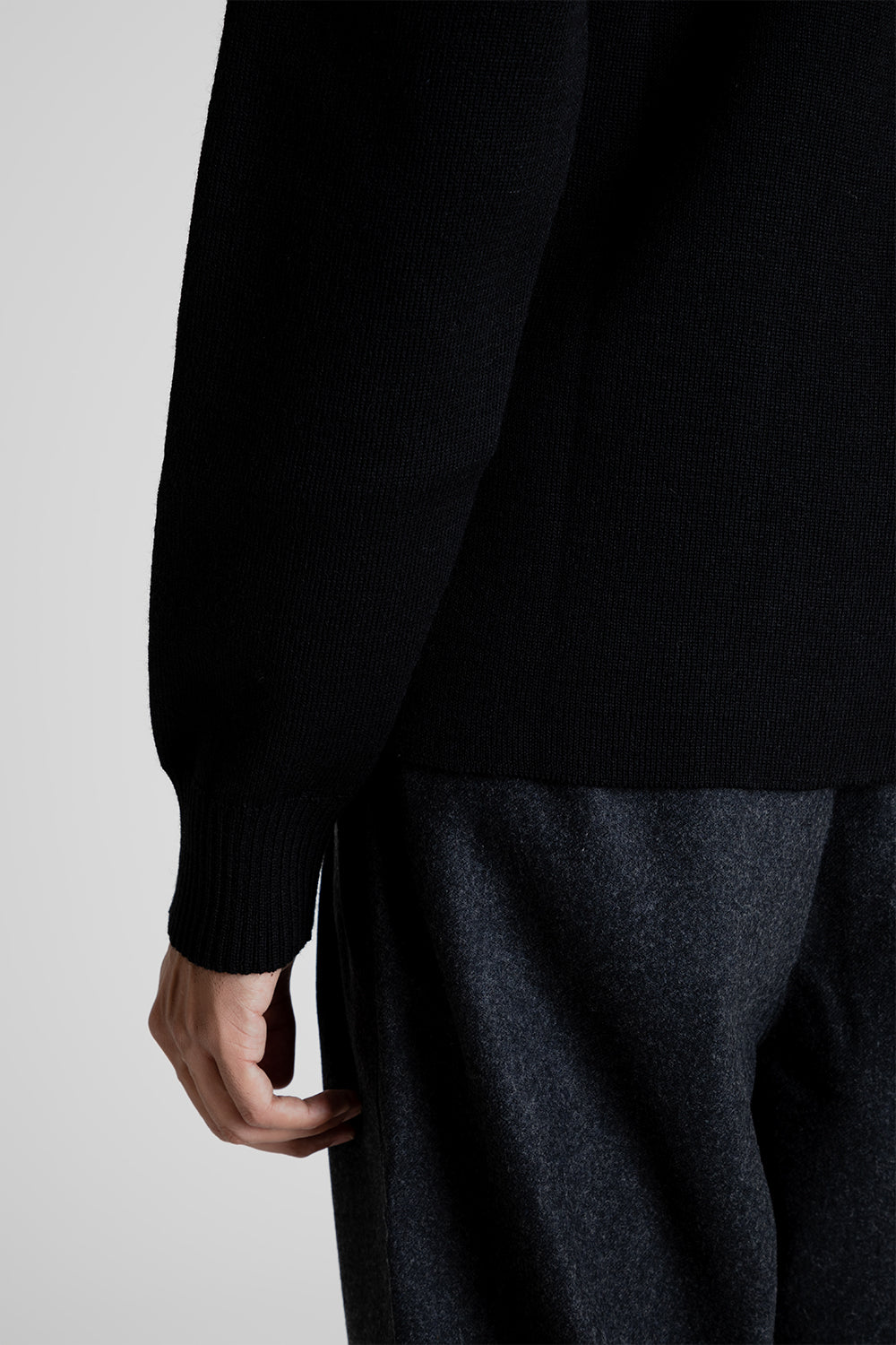 Parages Saint Pol Turtleneck Jumper in Black