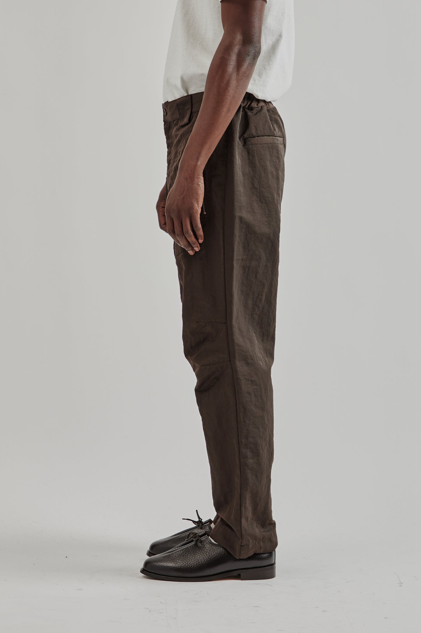 Ranra FW25 Wilder Nylon Cargo Pants Black Coffee5
