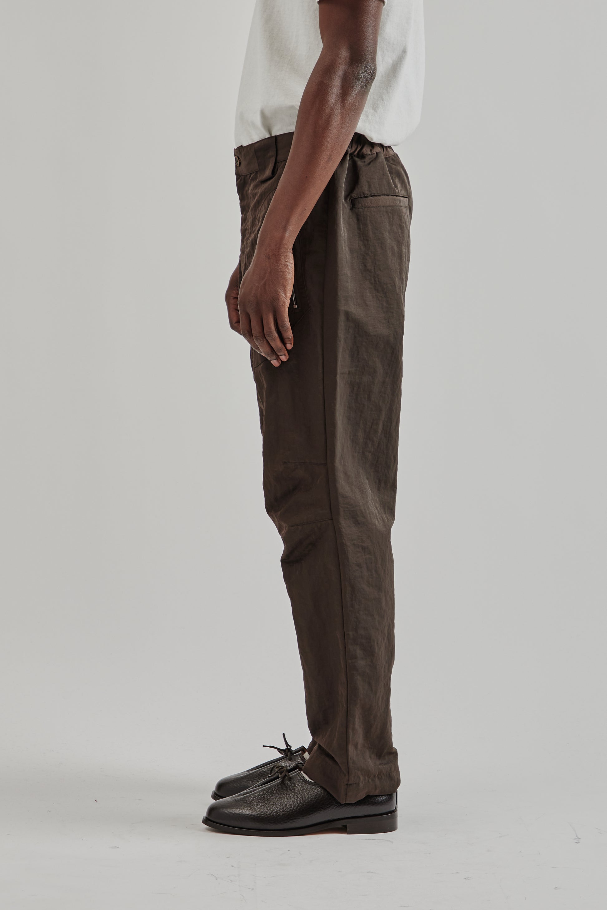 Ranra FW25 Wilder Nylon Cargo Pants Black Coffee5