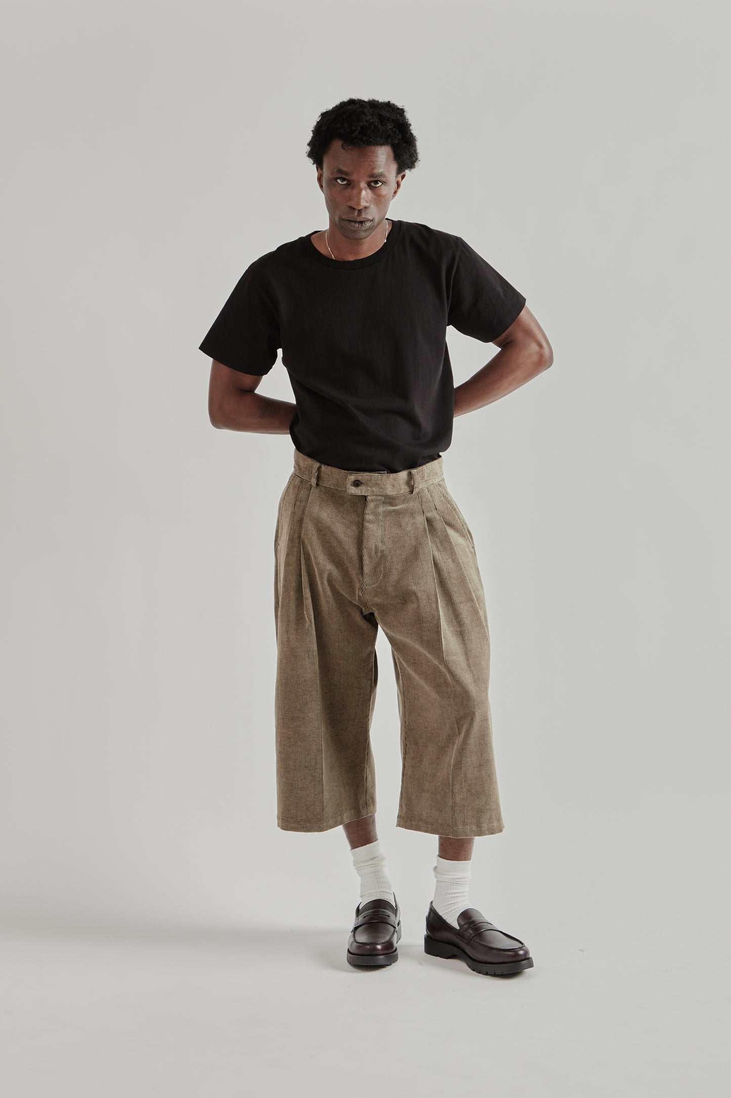 Discharged Corduroy Three Quarter Pants - Greige