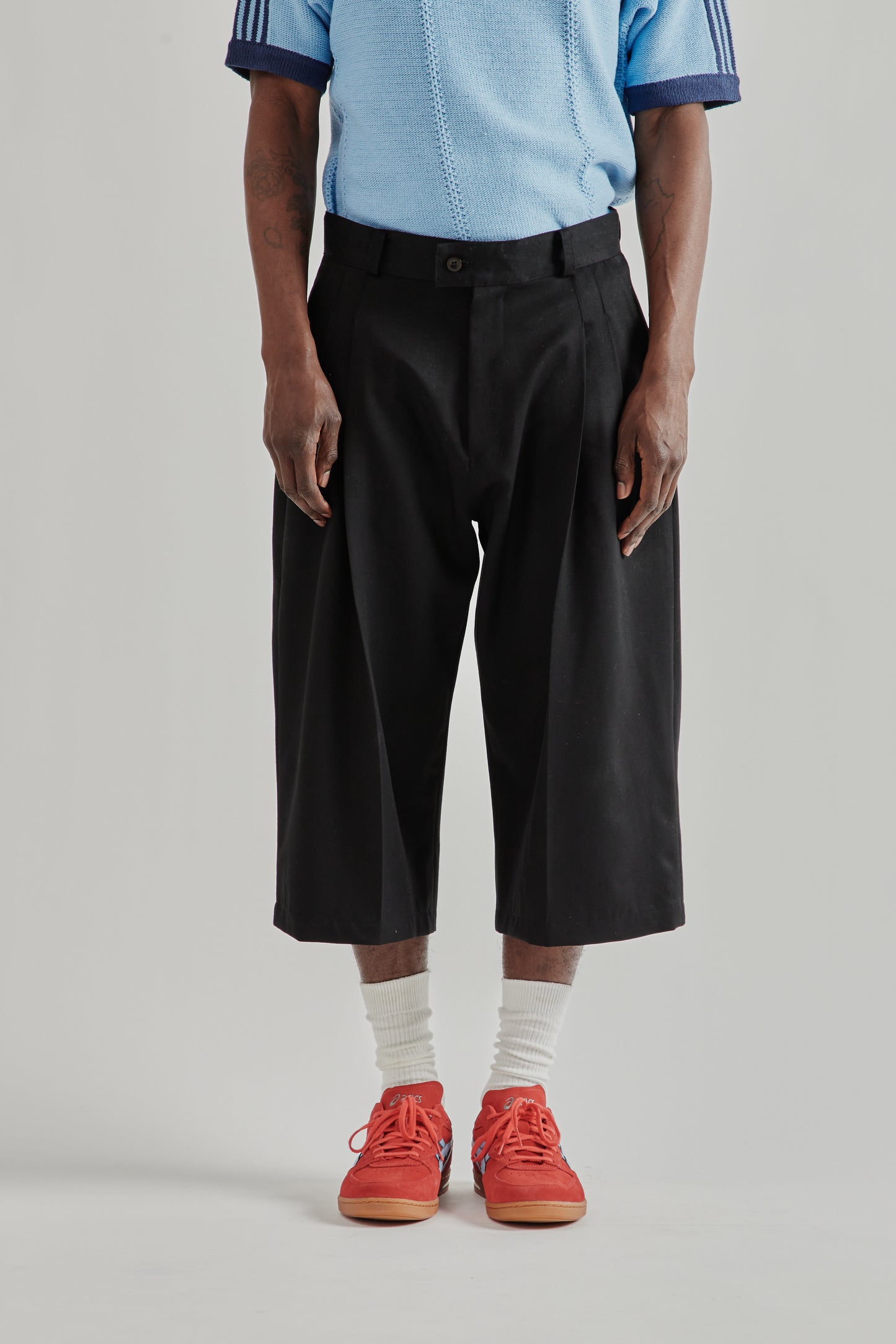 Three Quarter Wool 2Tuck Trousers - Black