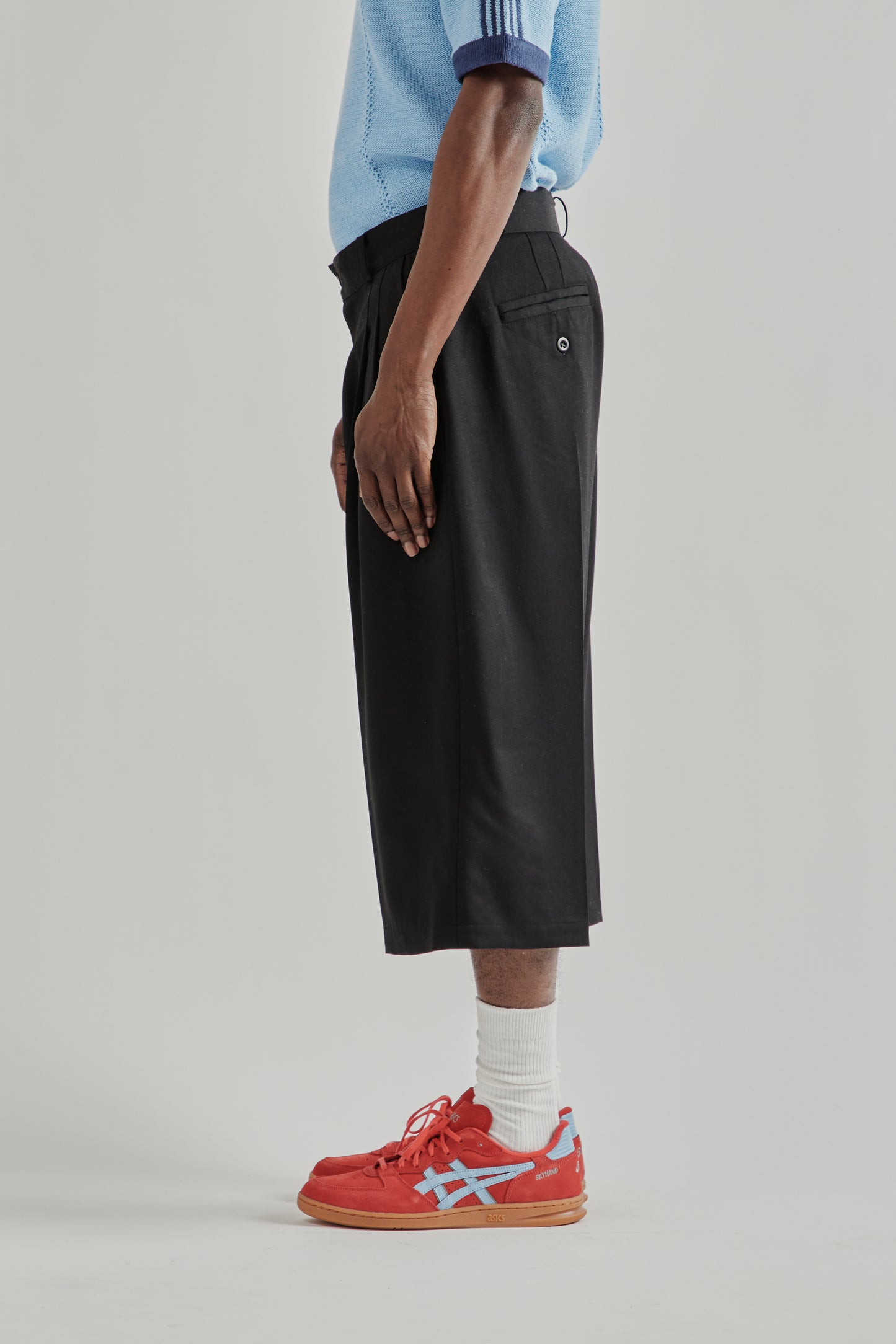 Three Quarter Wool 2Tuck Trousers - Black