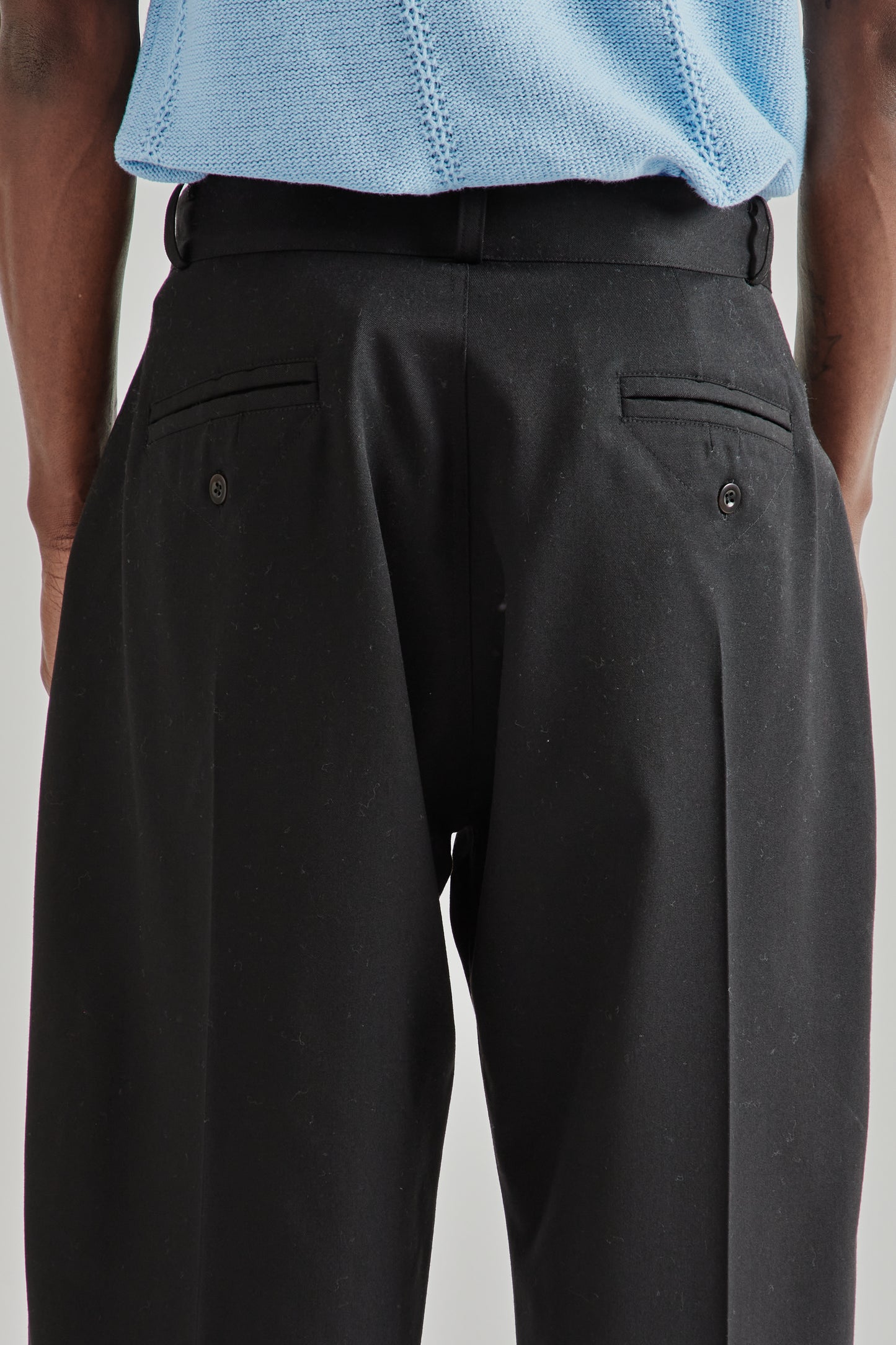 Three Quarter Wool 2Tuck Trousers - Black