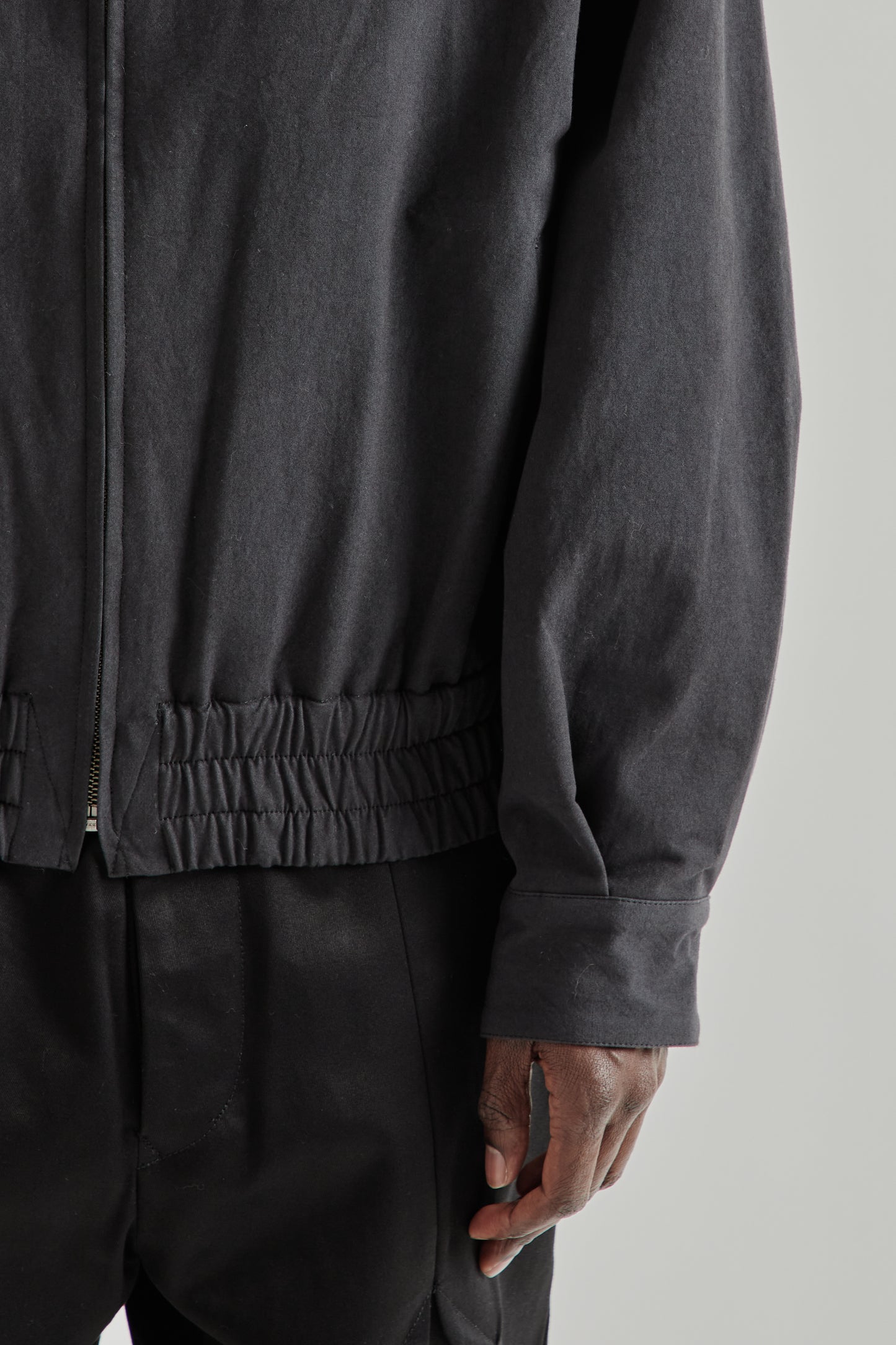 Zip Up Short Blouson - Black