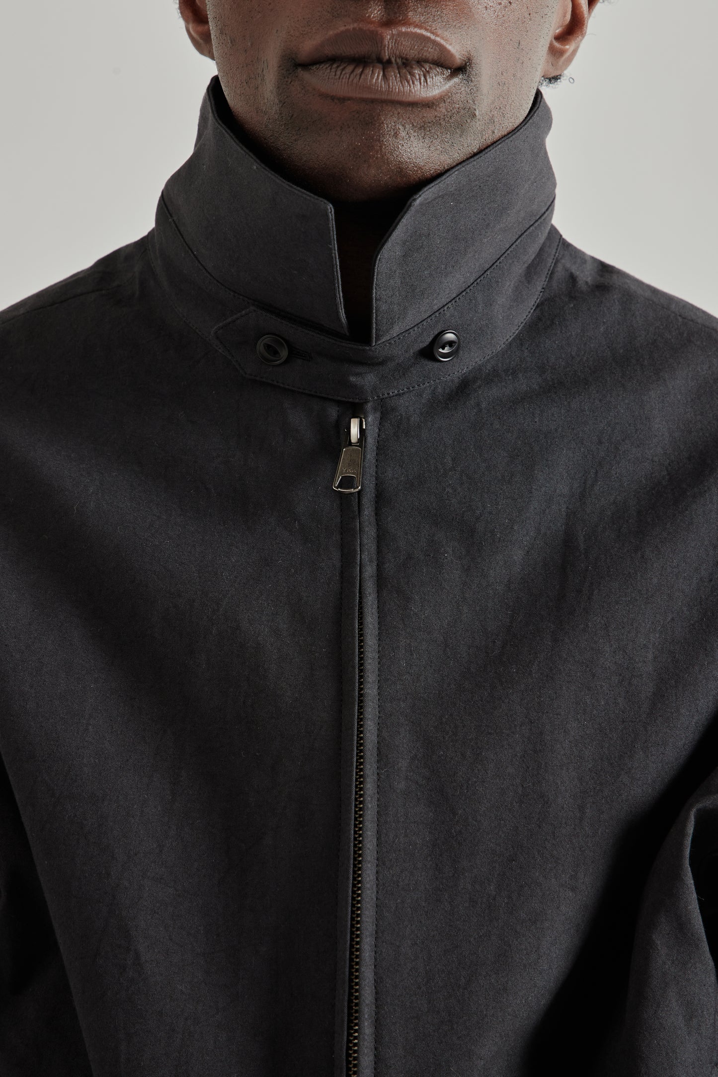 Zip Up Short Blouson - Black