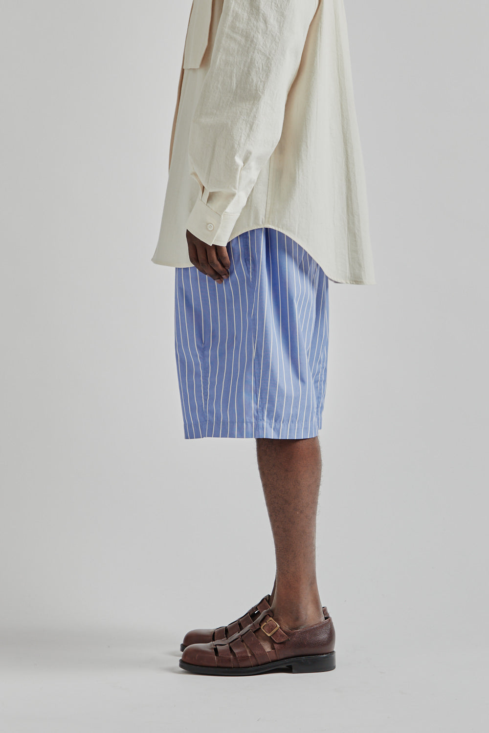 S.K Manor Hill SS25 Solar Short Blue White Stripes 3