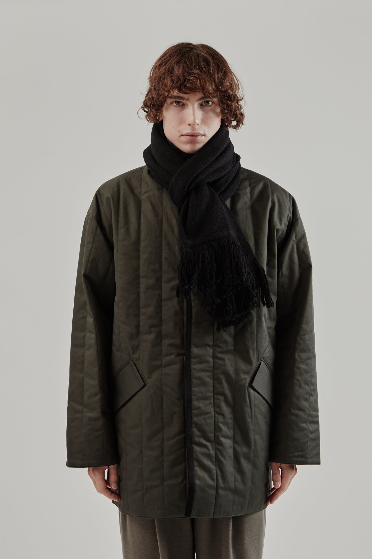 Still By Hand FW25 7G Fringe Muffler Black 1