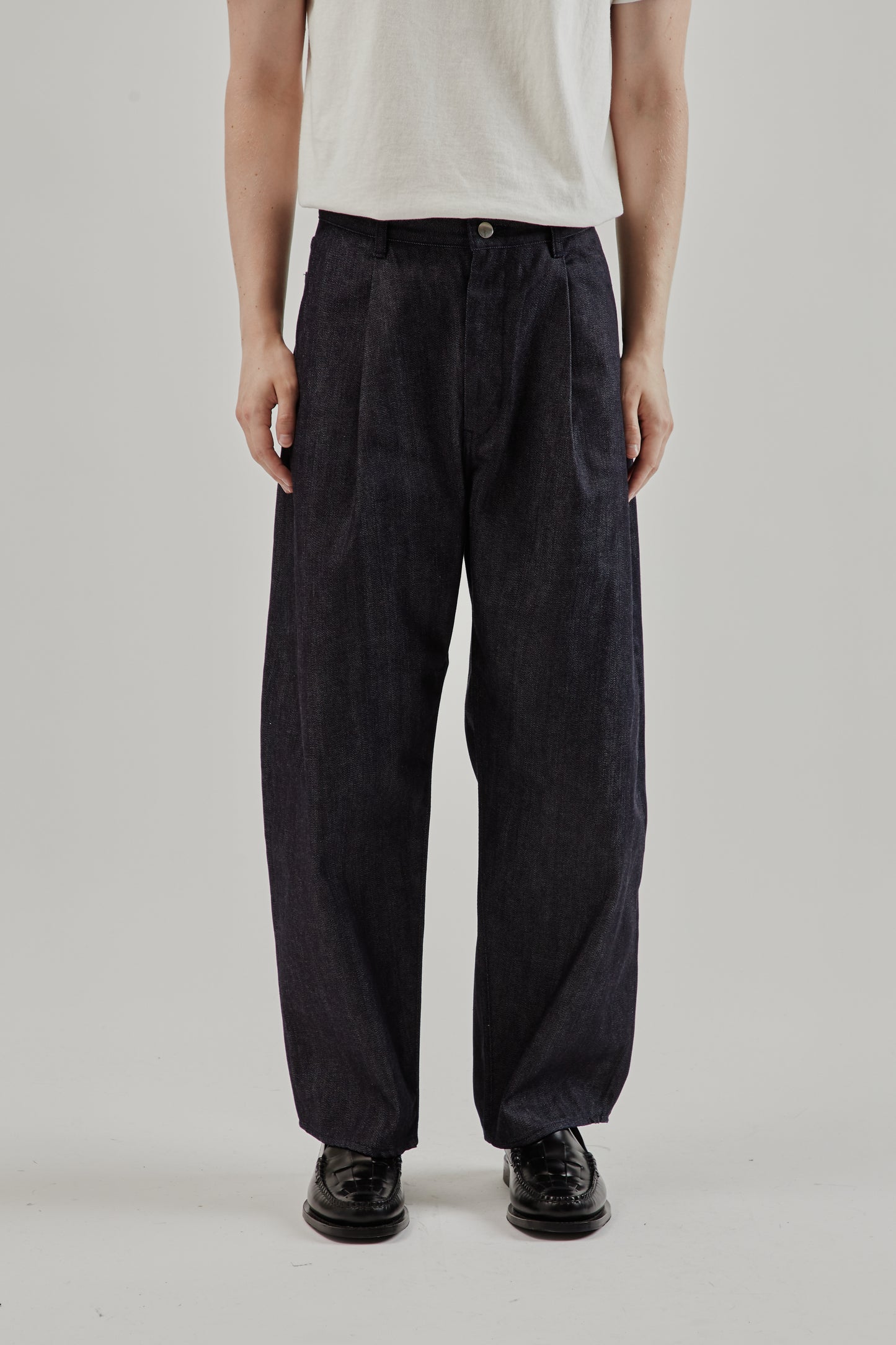 Still By Hand FW25 Deep Tuck Denim Pants Navy 2