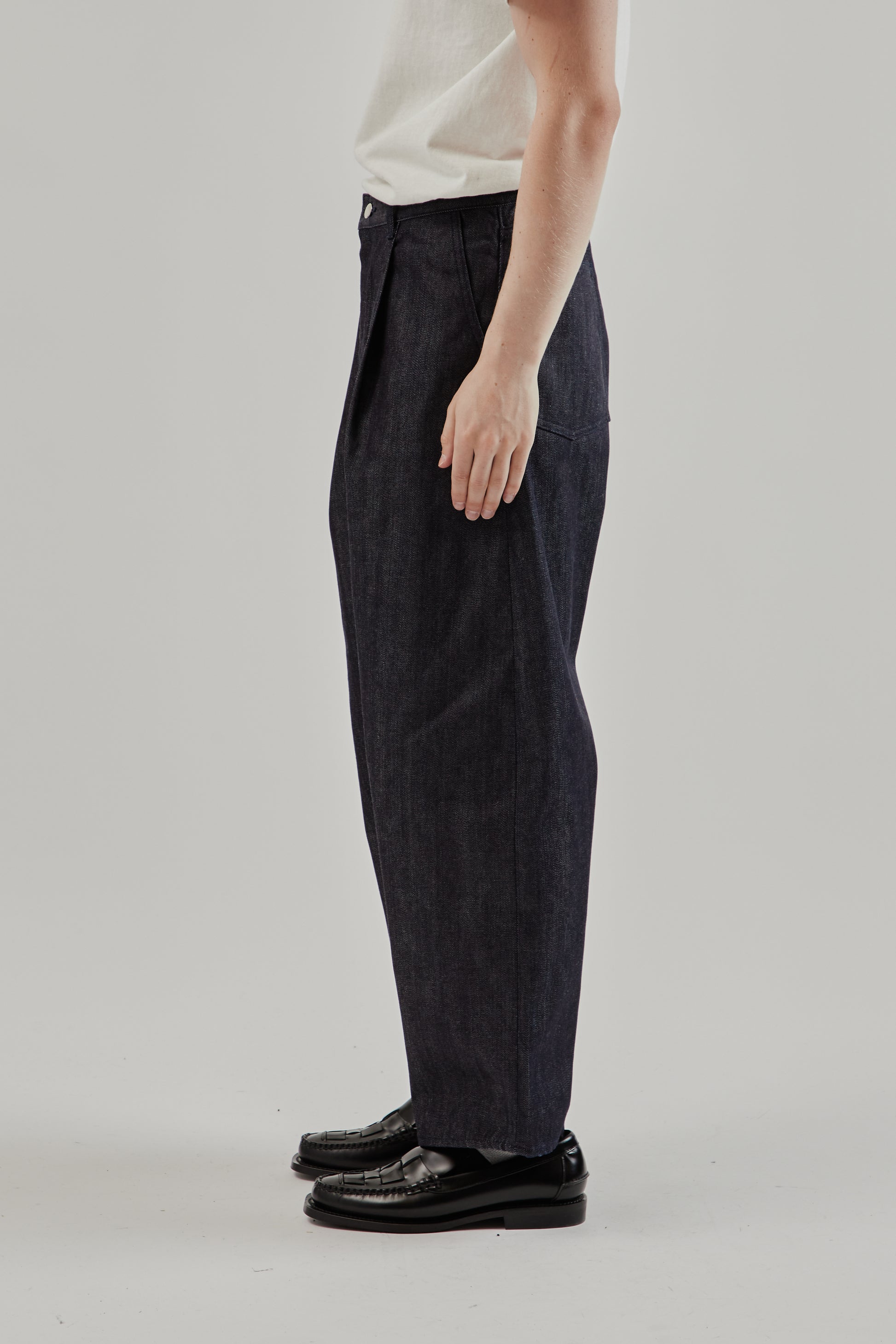 Still By Hand FW25 Deep Tuck Denim Pants Navy 3