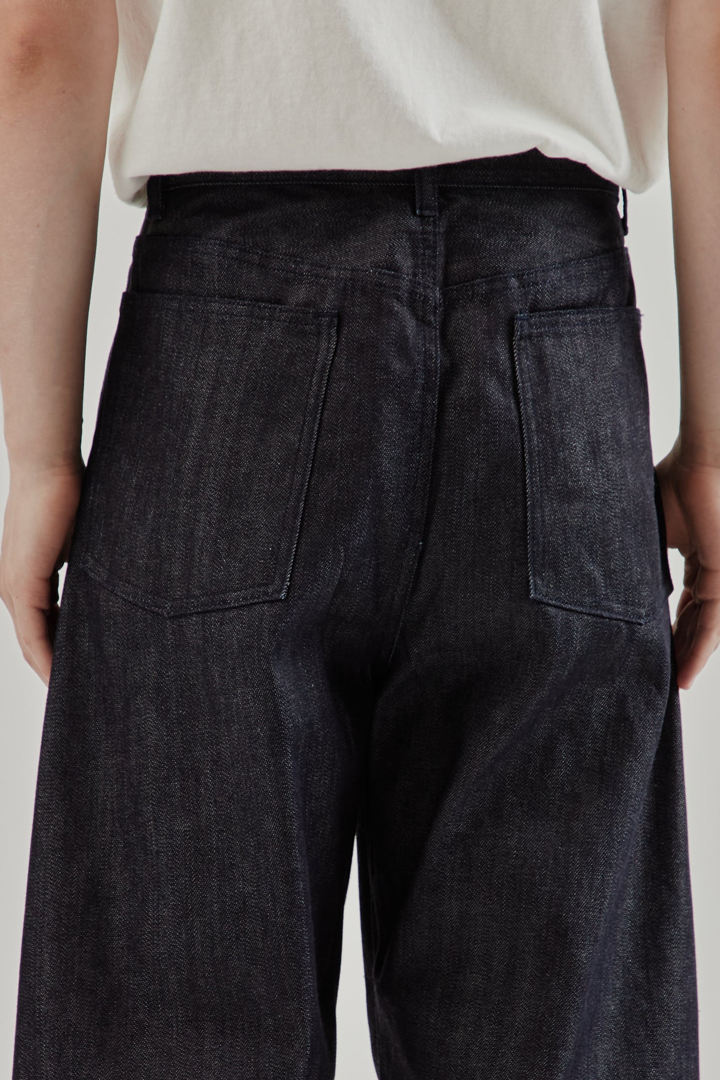 Still By Hand FW25 Deep Tuck Denim Pants Navy 5
