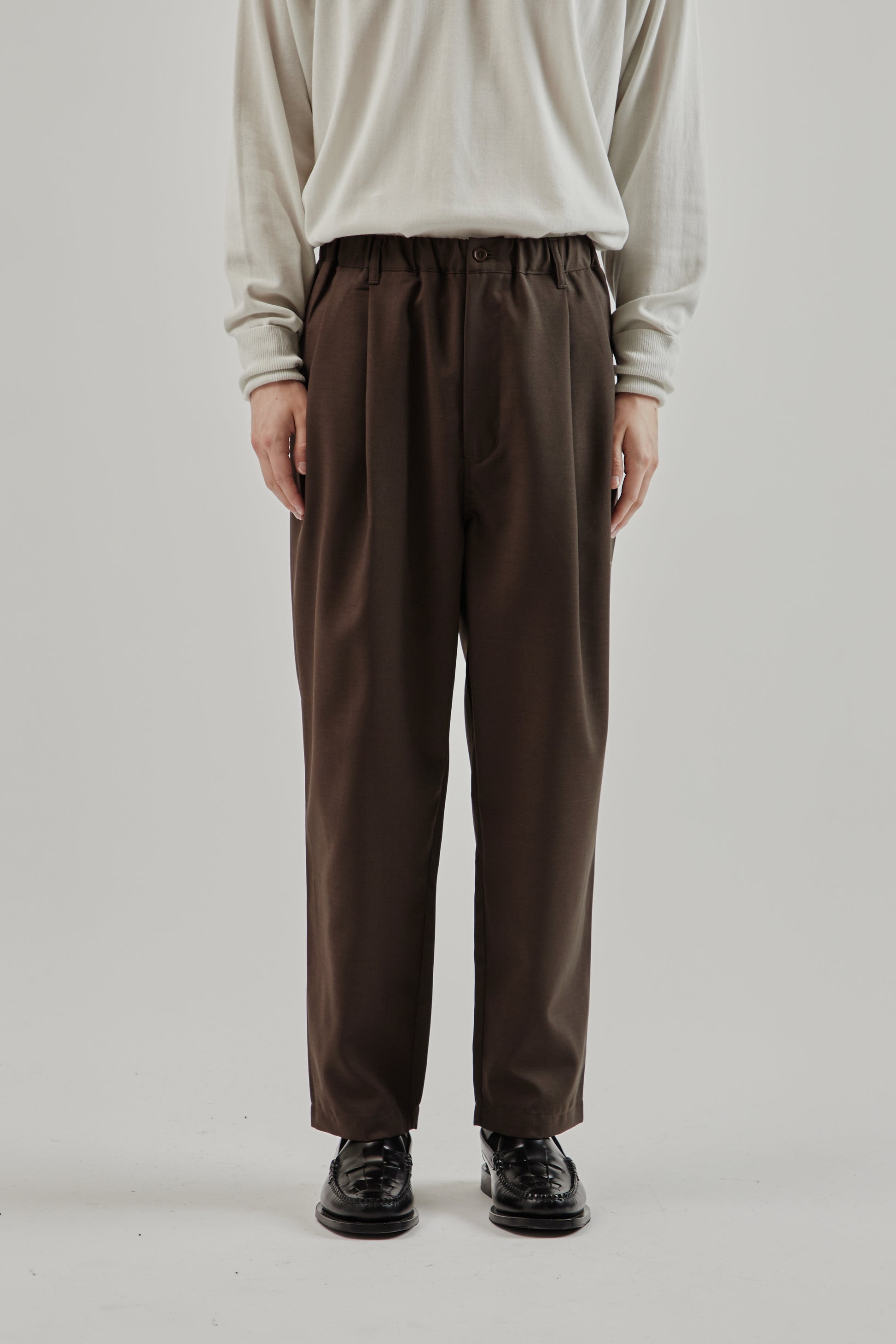 Still By Hand FW25 Relaxed 2 Tuck Pants Dark Brown 2