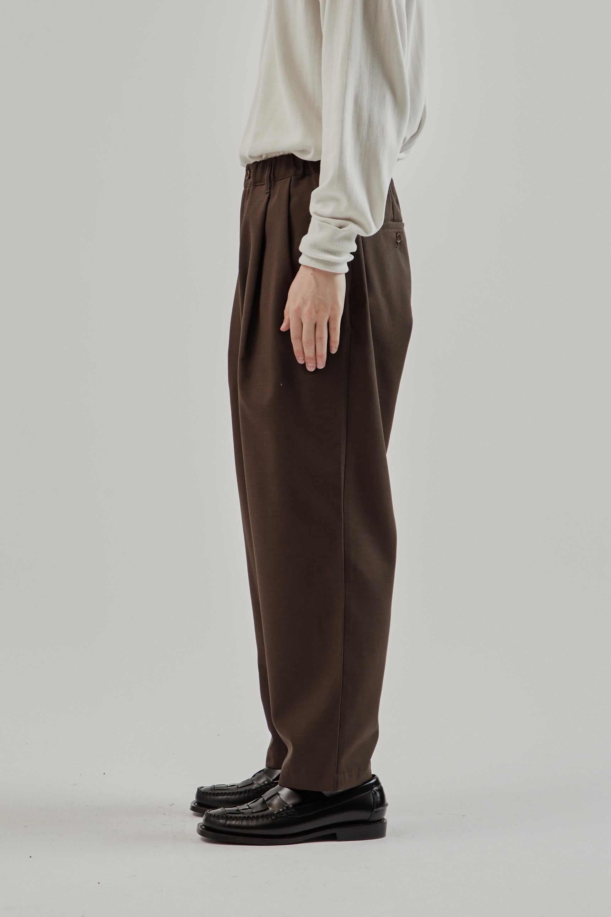 Still By Hand FW25 Relaxed 2 Tuck Pants Dark Brown 3