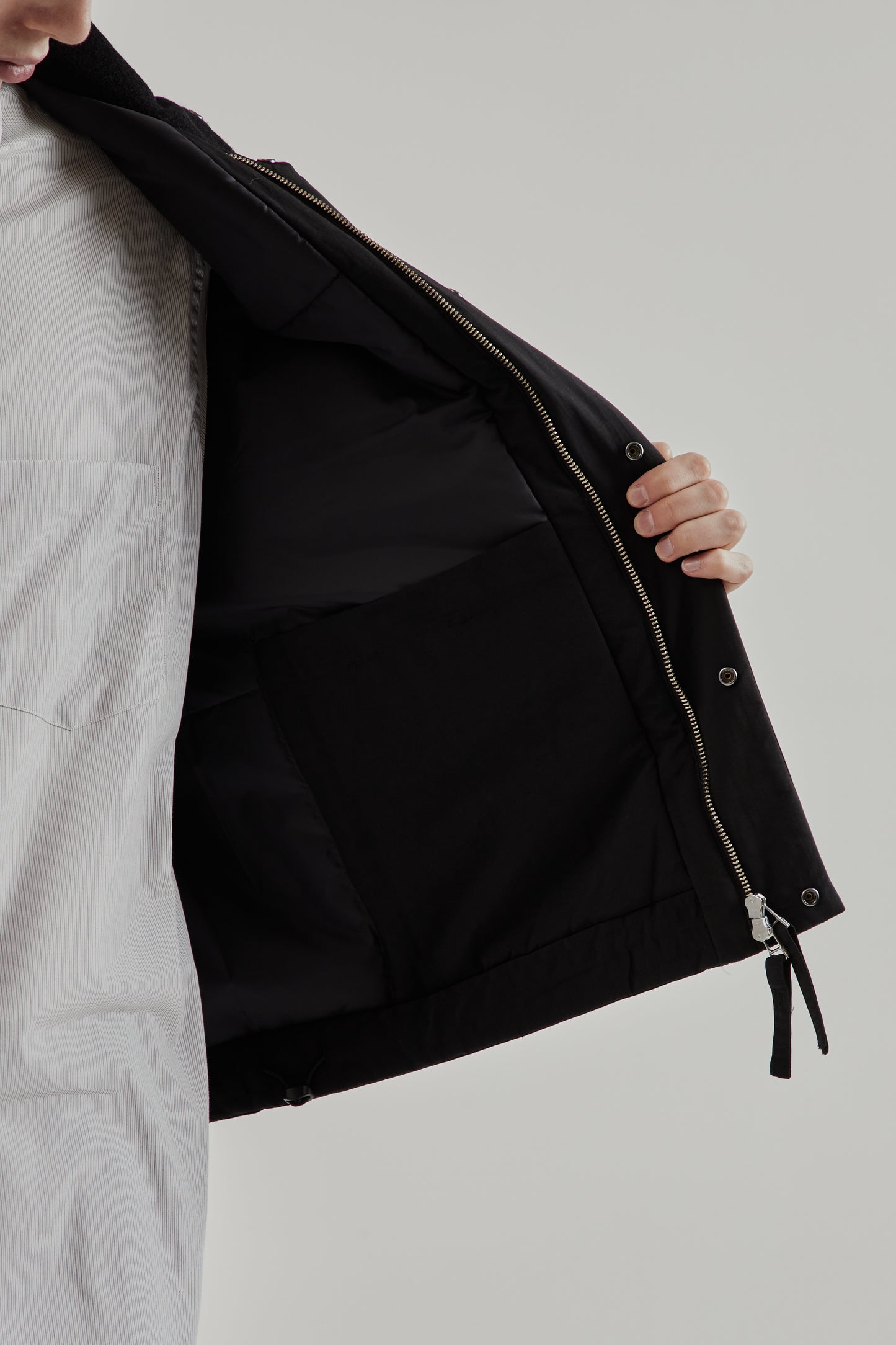 Still By Hand FW25 Stand Collar Padded Vest Black 7