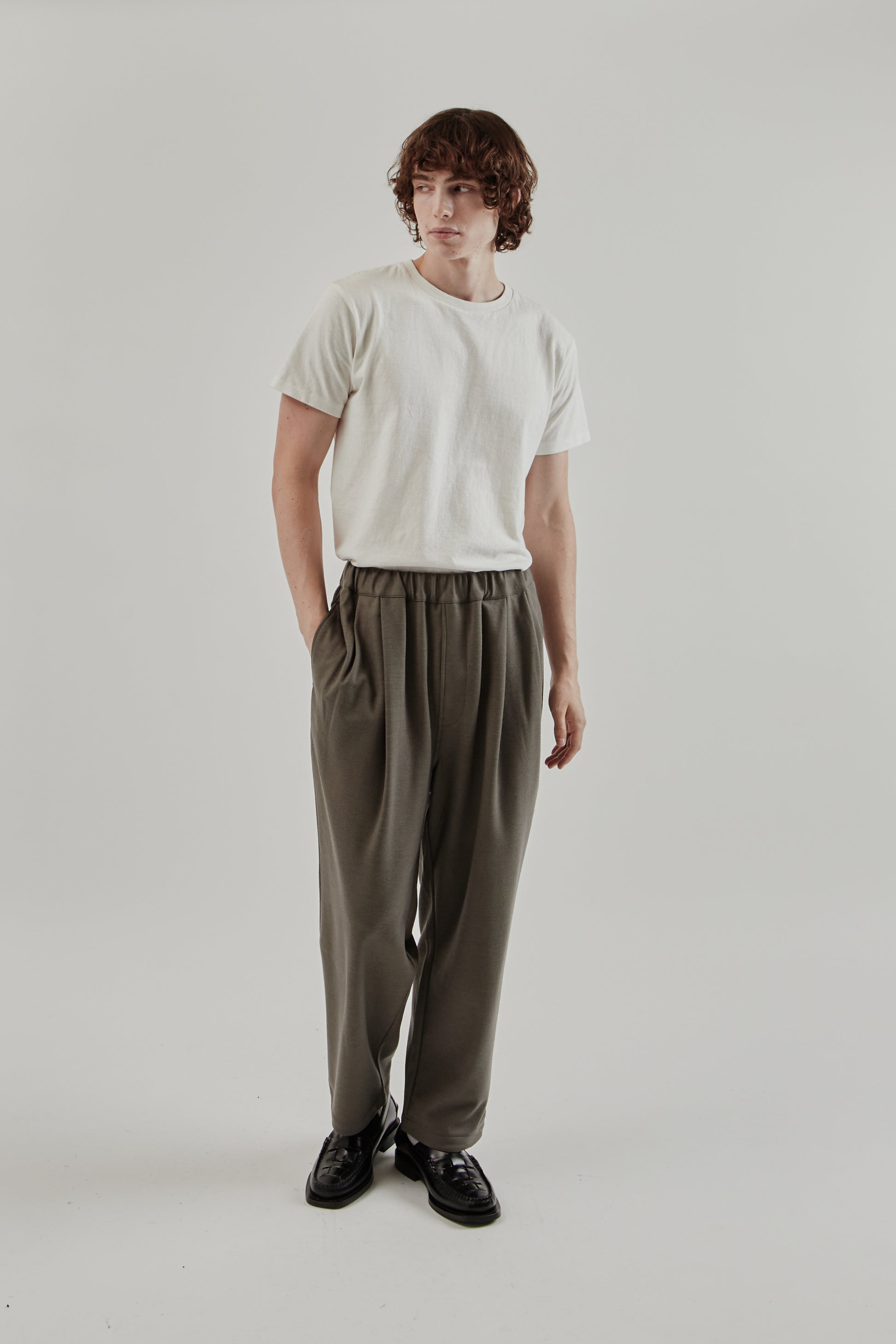 Still By Hand FW25 Wool Jersey Two Tuck Pants Greige 2