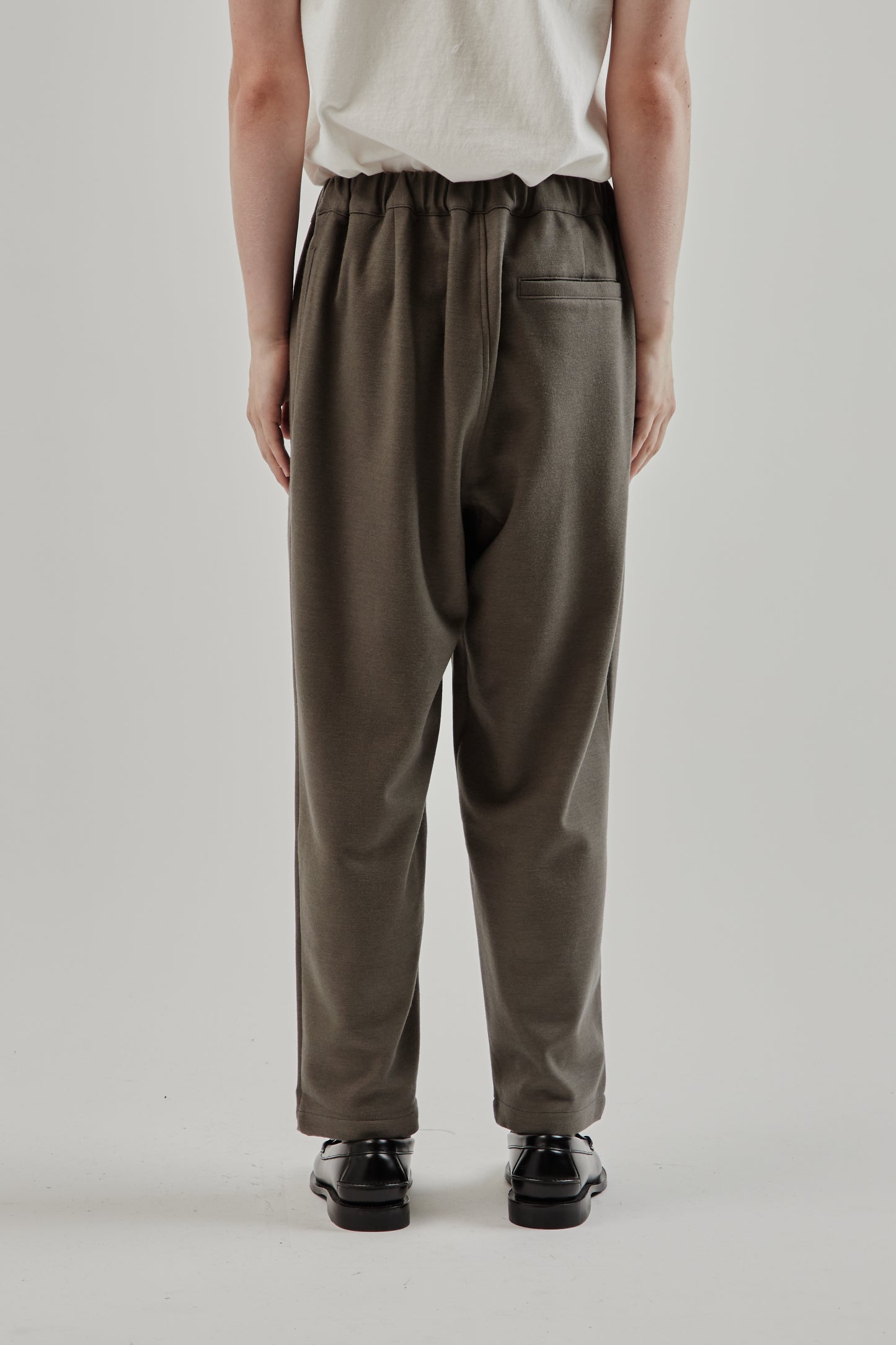 Still By Hand FW25 Wool Jersey Two Tuck Pants Greige 6