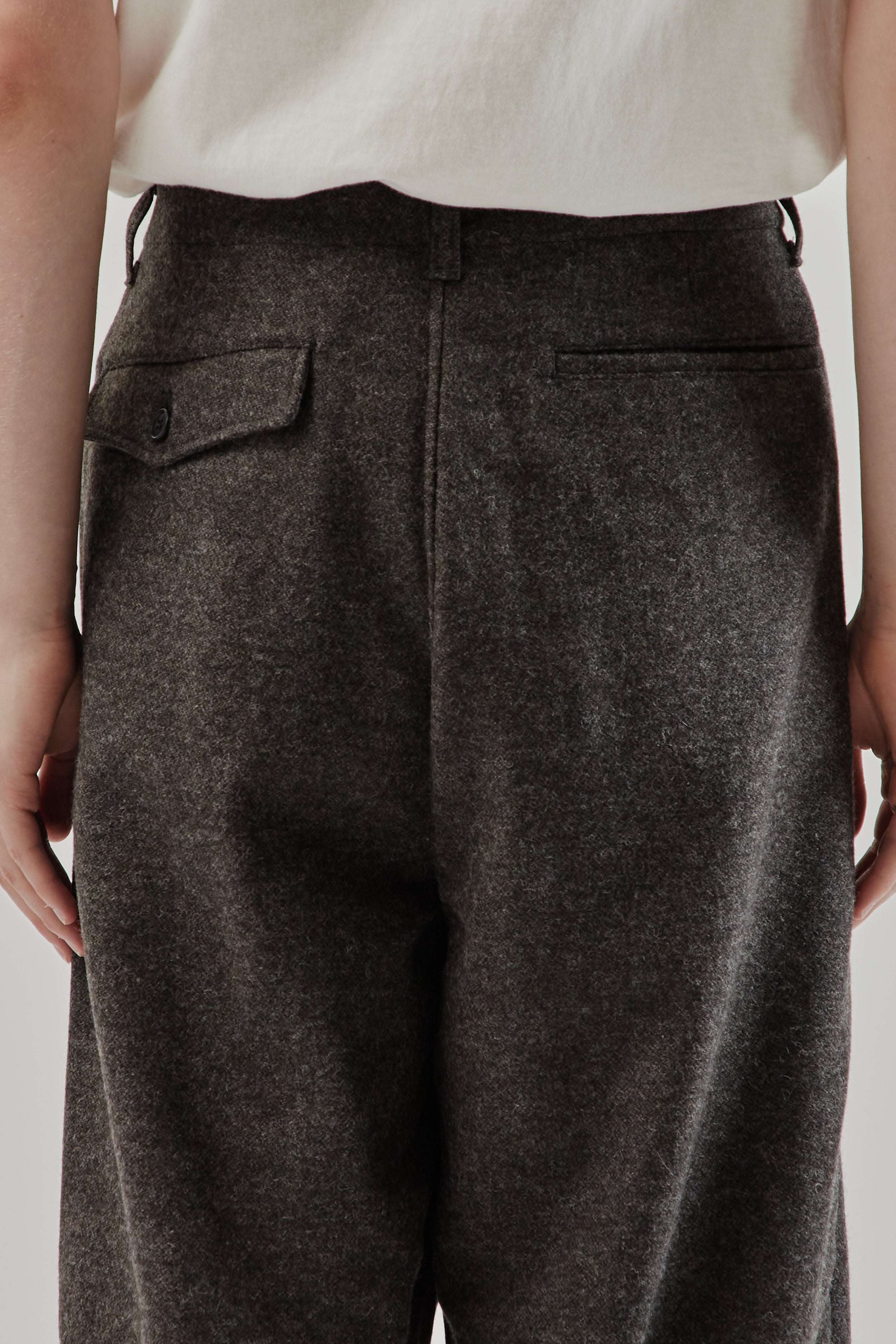 Still By Hand Wool/Nylon Wide Pants - Brown Charcoal | Wallace