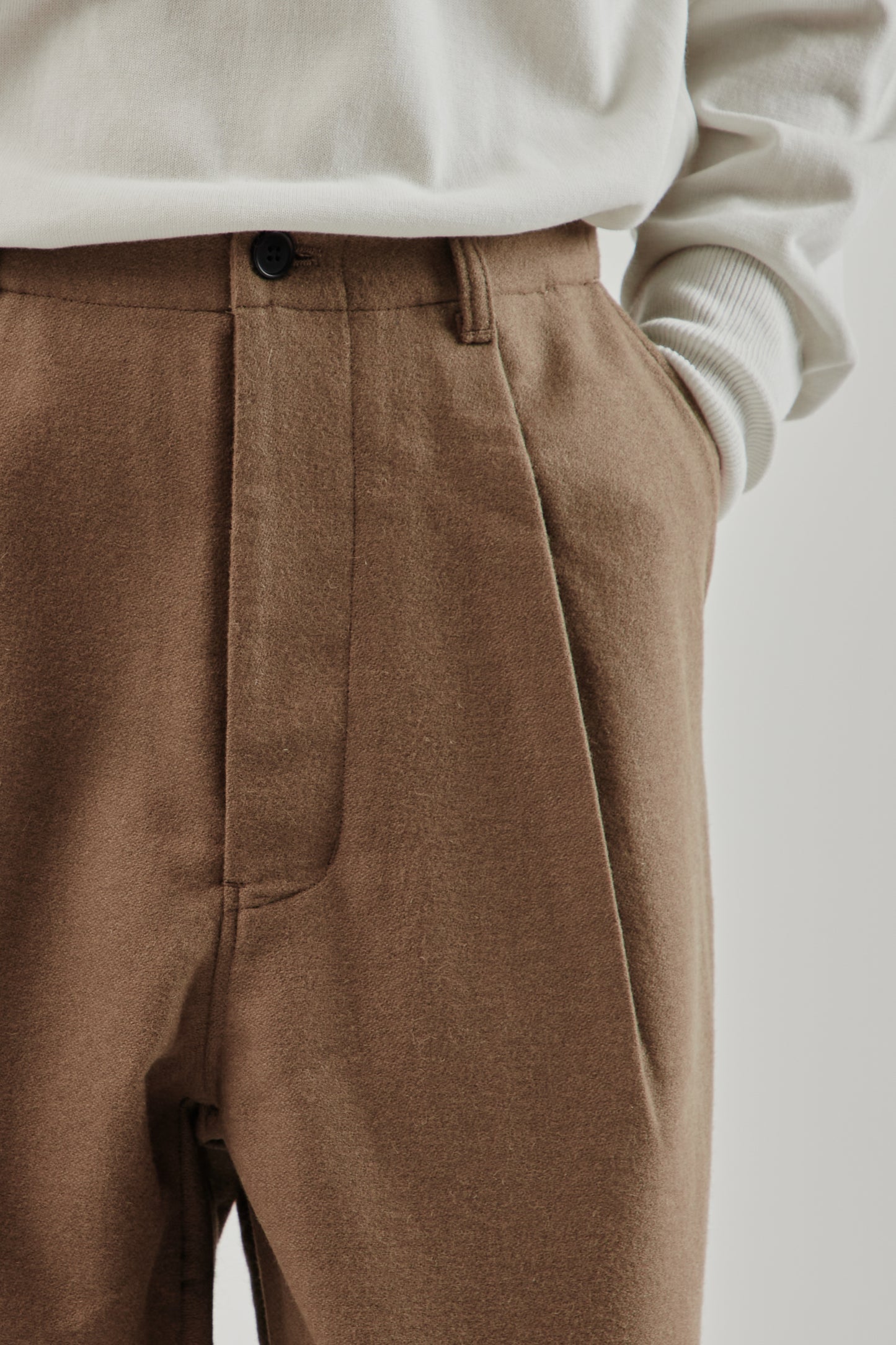 Still By Hand FW25 Wool Nylon Wide Pants Khaki Beige 7