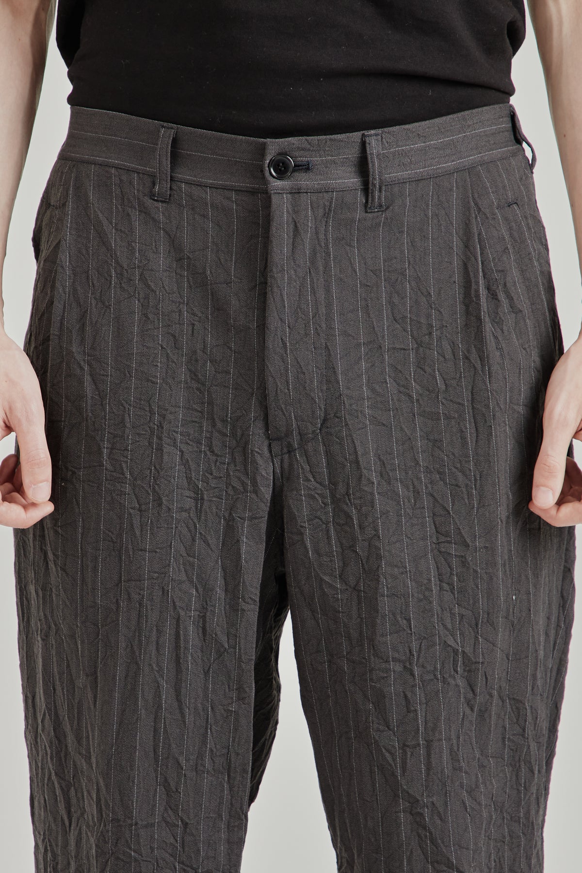 Creasy Pleated Pants - Charcoal