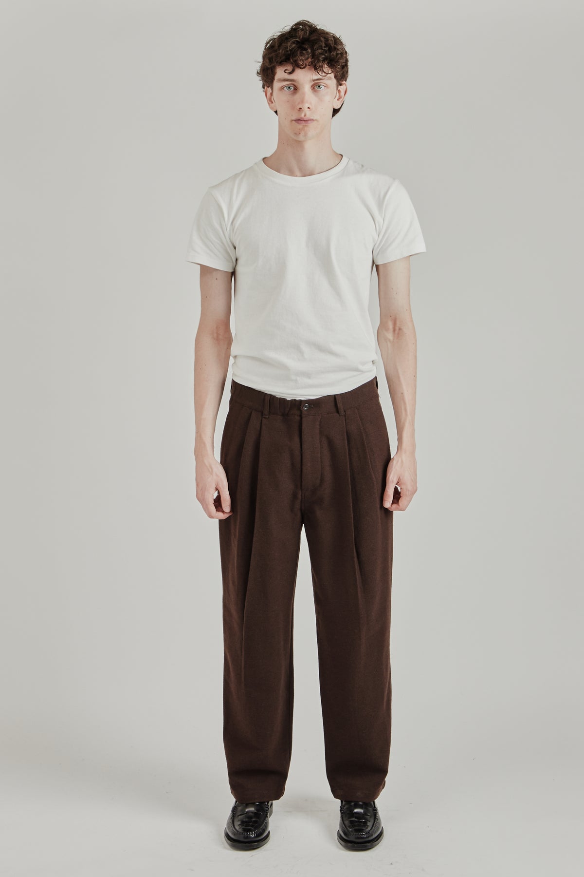 Wool Mixed Deep Tuck Pants - Dark Brown