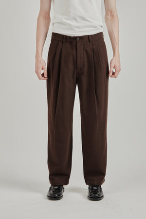 Still By Hand FW26 Deep tuck pressed pants Dark Brown3185