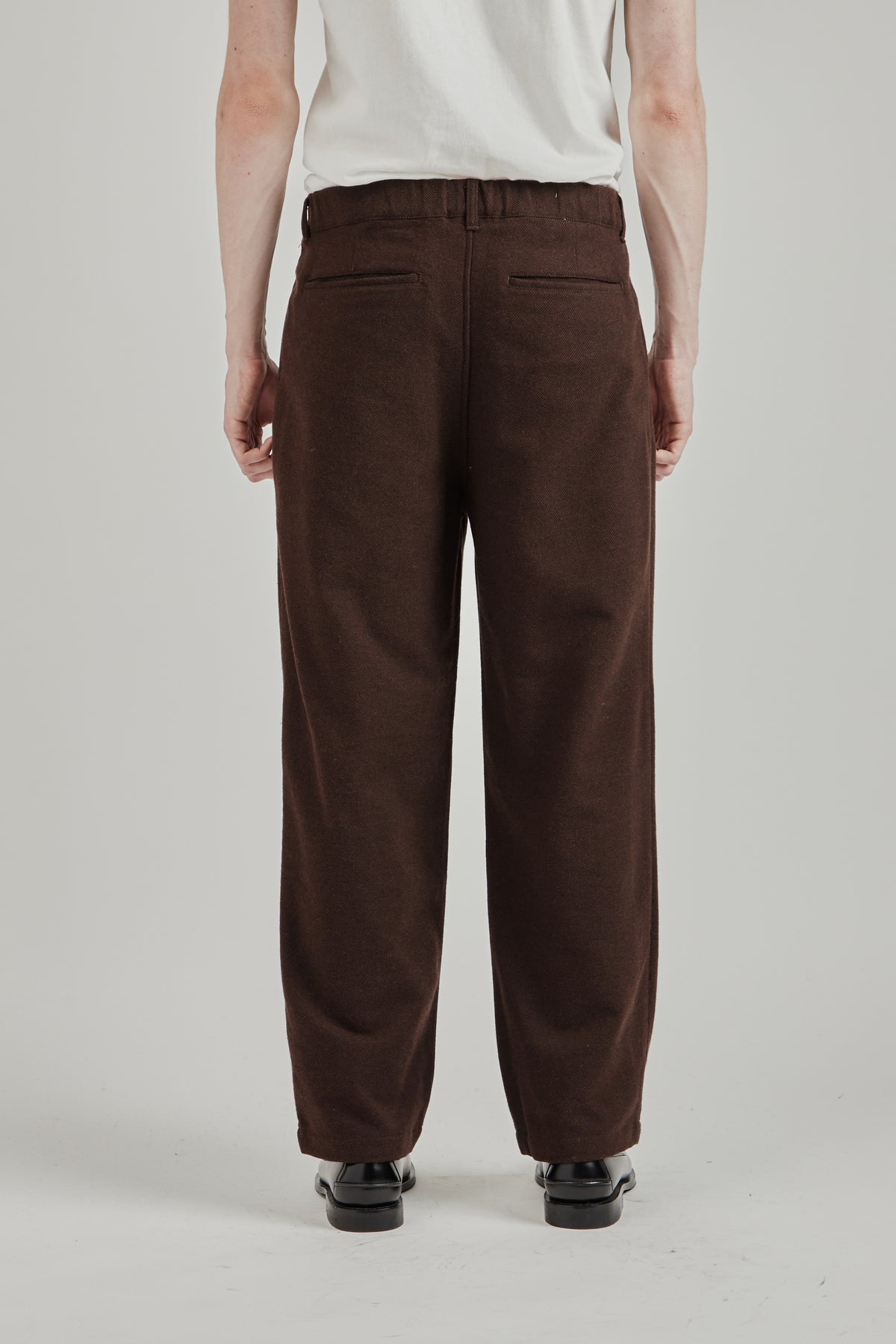 Wool Mixed Deep Tuck Pants - Dark Brown