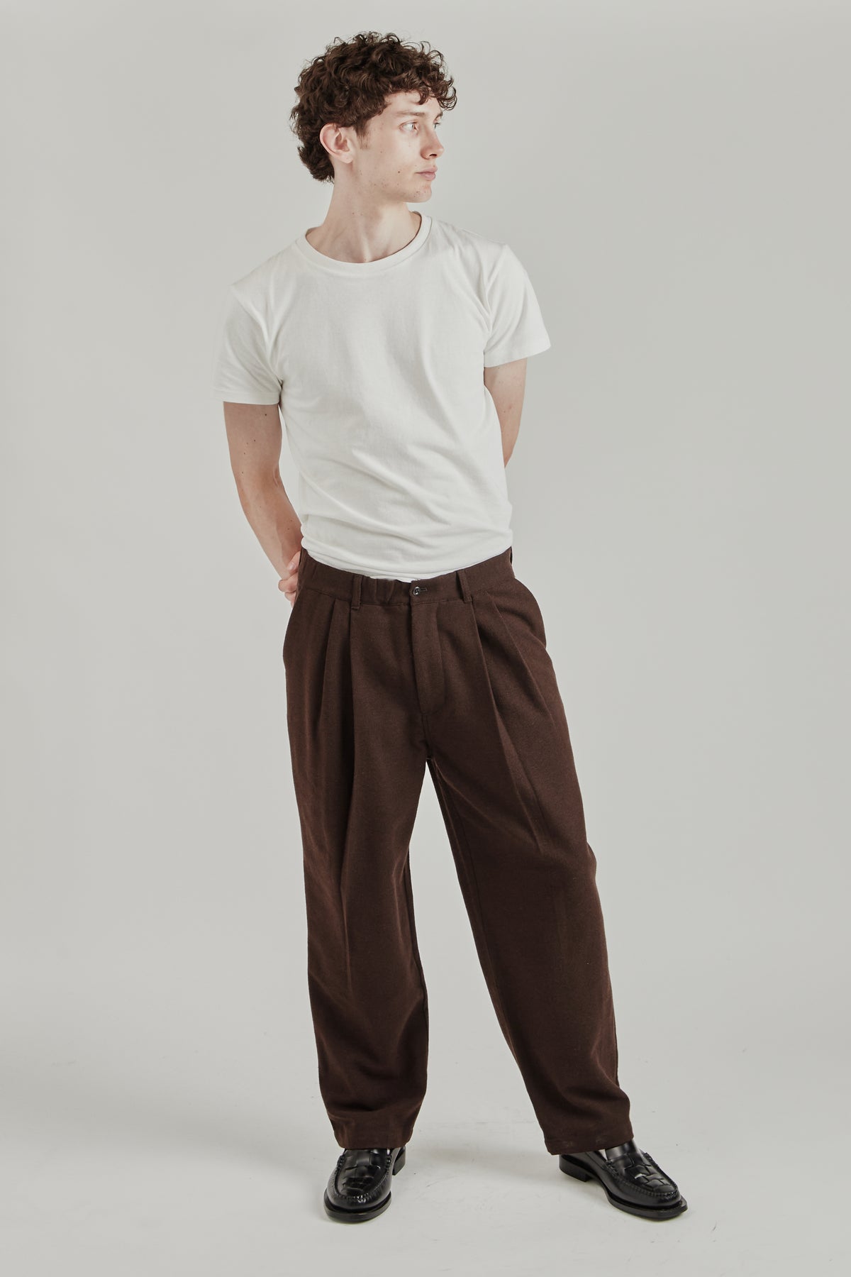 Wool Mixed Deep Tuck Pants - Dark Brown