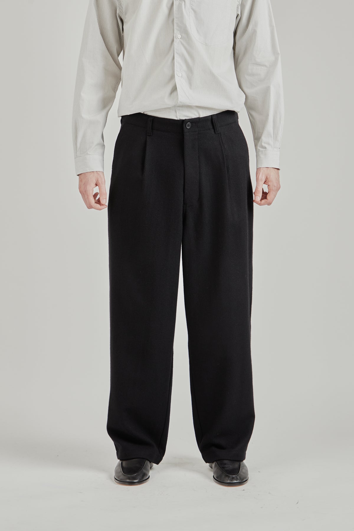 Wool/Nylon Wide Pants - Black