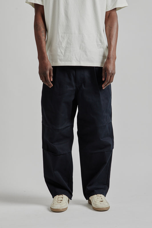 Still By Hand SS25 Knee Tuck Wide Pants Dark Navy 02