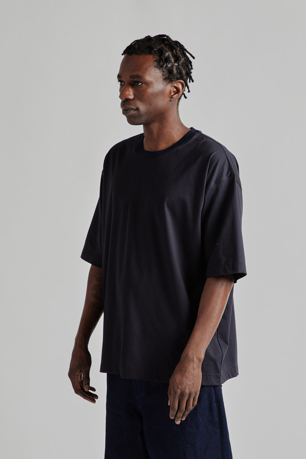 Still by Hand Knitted Rib T-Shirt Black Navy 3