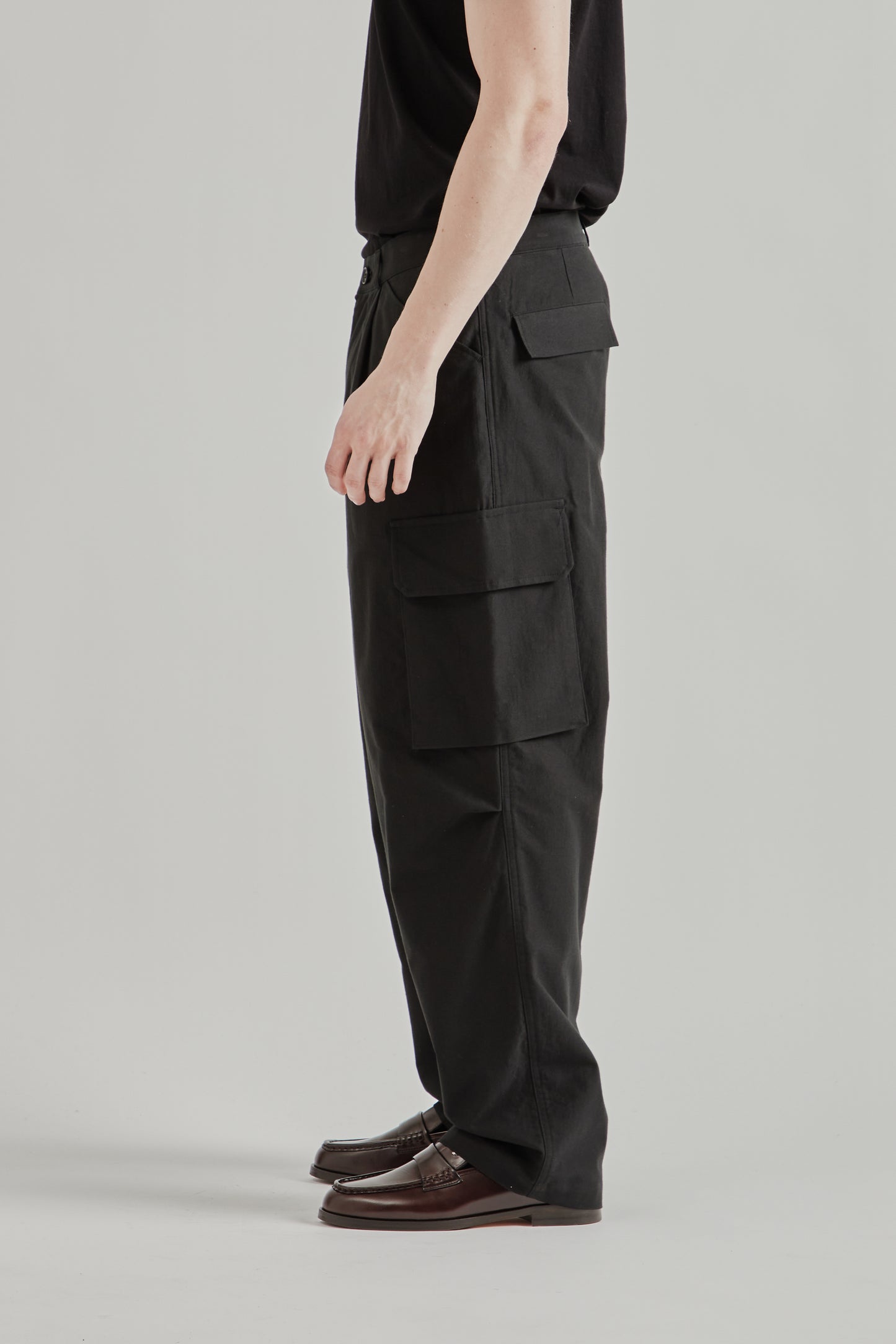 Still by Hand SS26 6 Pocket Moleskin Pants Ink Black2407