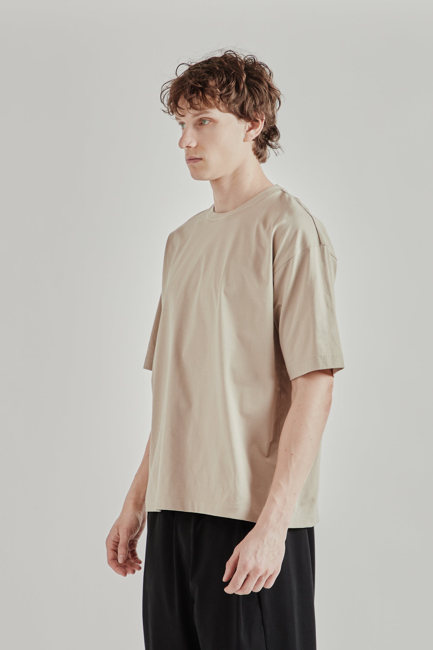 Still by Hand SS26 Knitted Rib T-Shirt Sand Beige2304