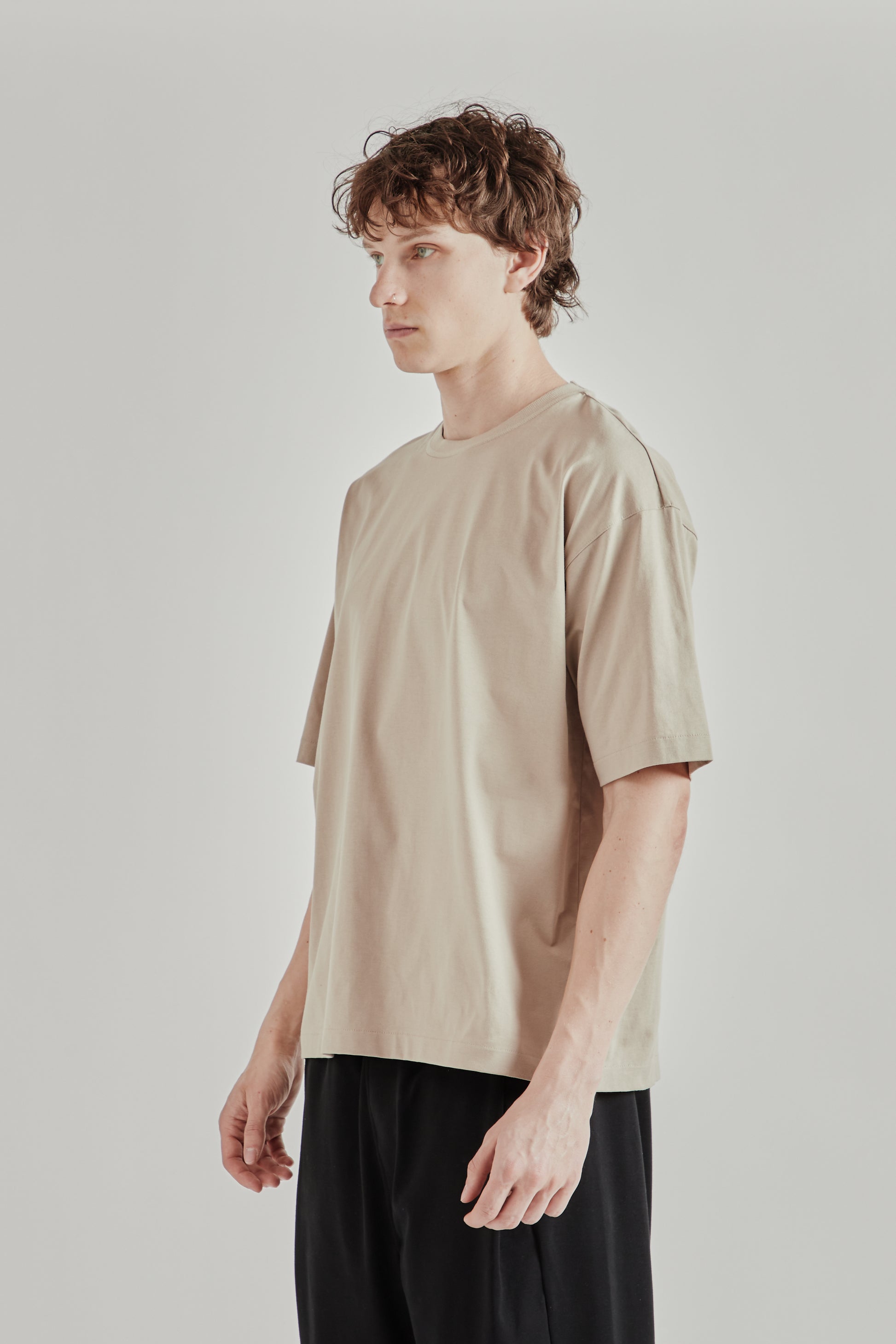 Still by Hand SS26 Knitted Rib T-Shirt Sand Beige2304