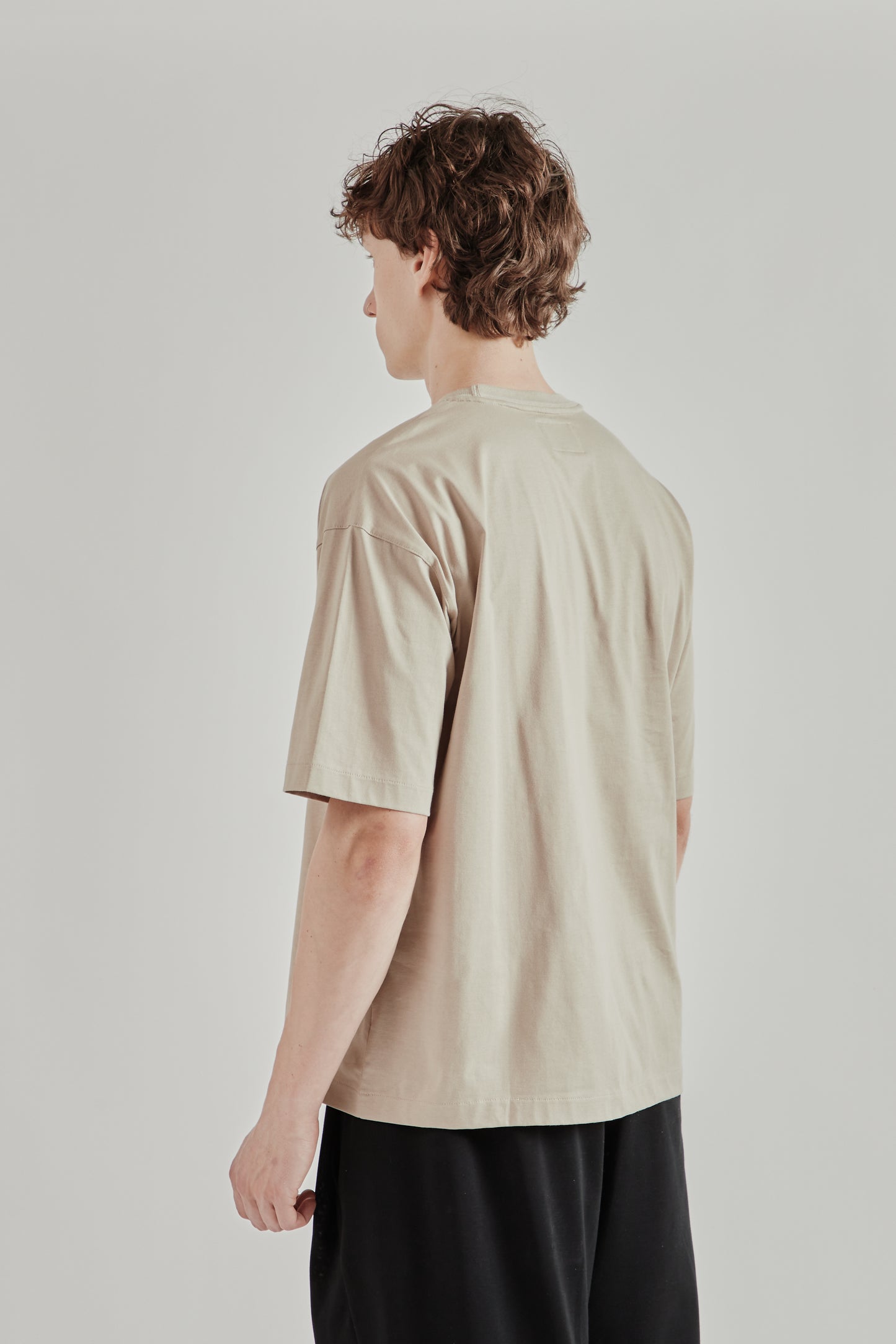 Still by Hand SS26 Knitted Rib T-Shirt Sand Beige2307