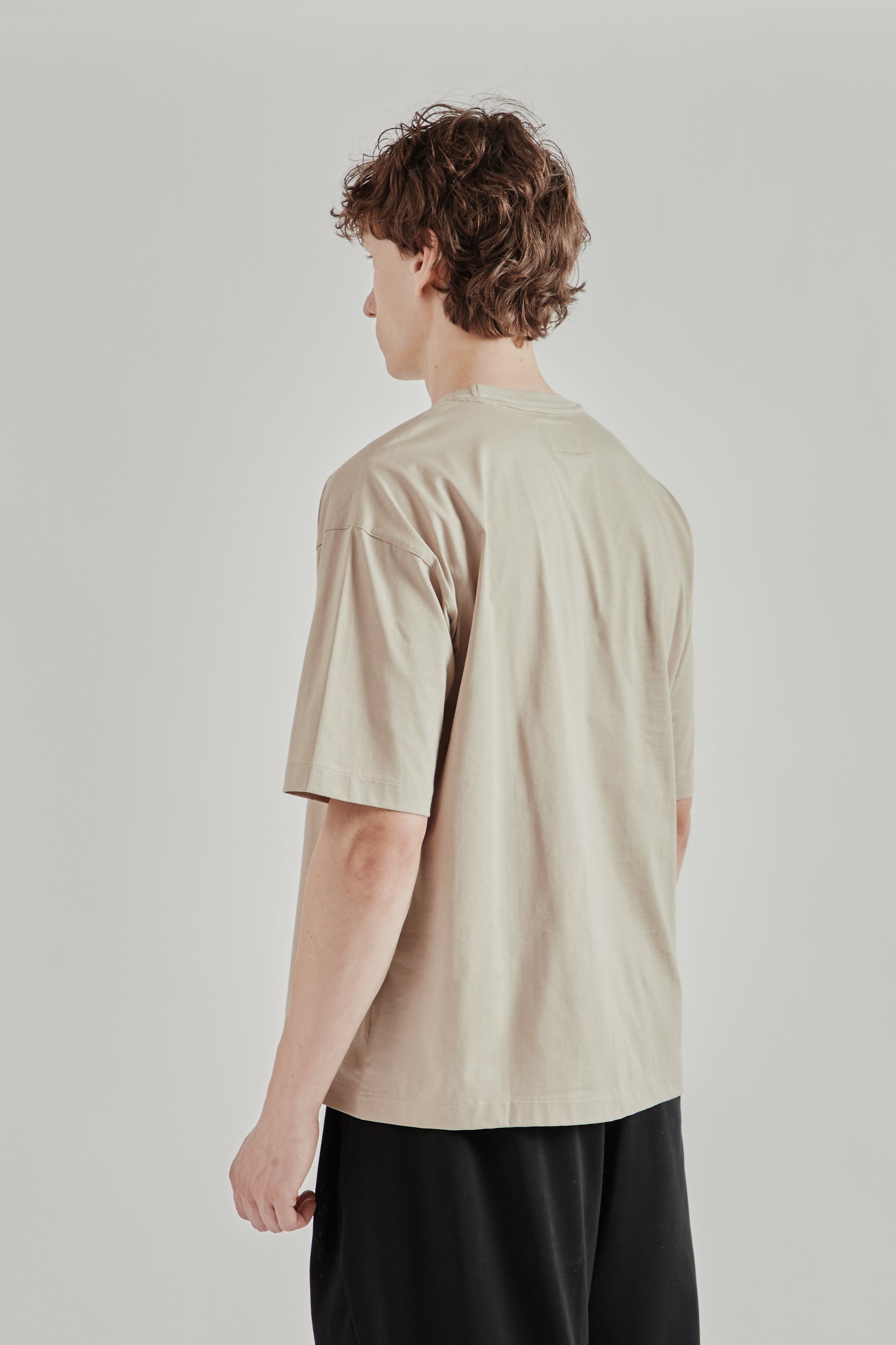 Still by Hand SS26 Knitted Rib T-Shirt Sand Beige2307