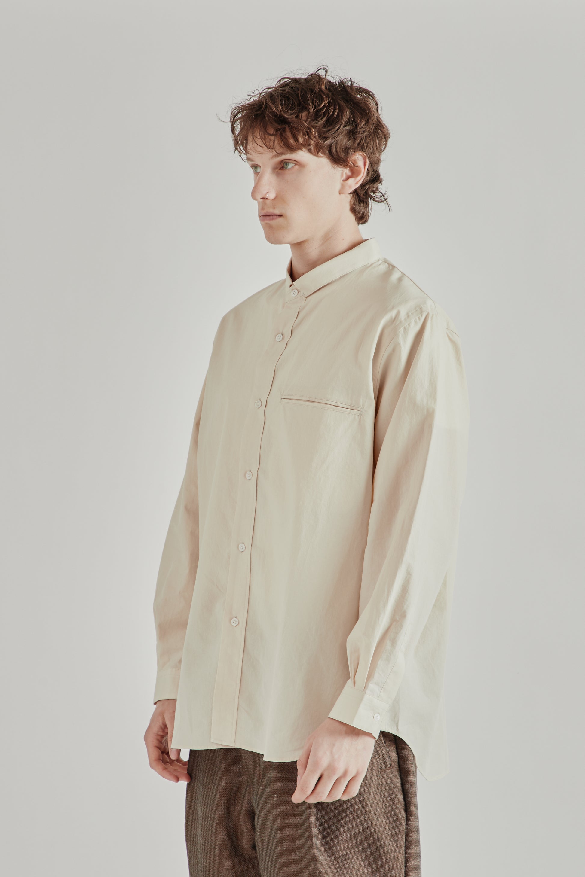 Still by Hand SS26 Linen Mixed Narrow Collar Shirt Light Beige2880