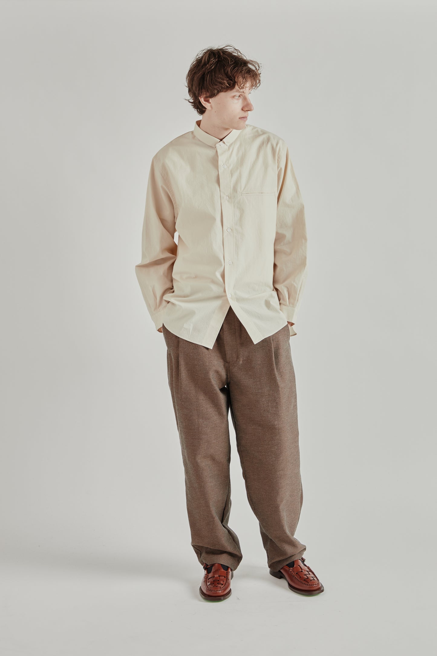 Still by Hand SS26 Linen Mixed Narrow Collar Shirt Light Beige2892