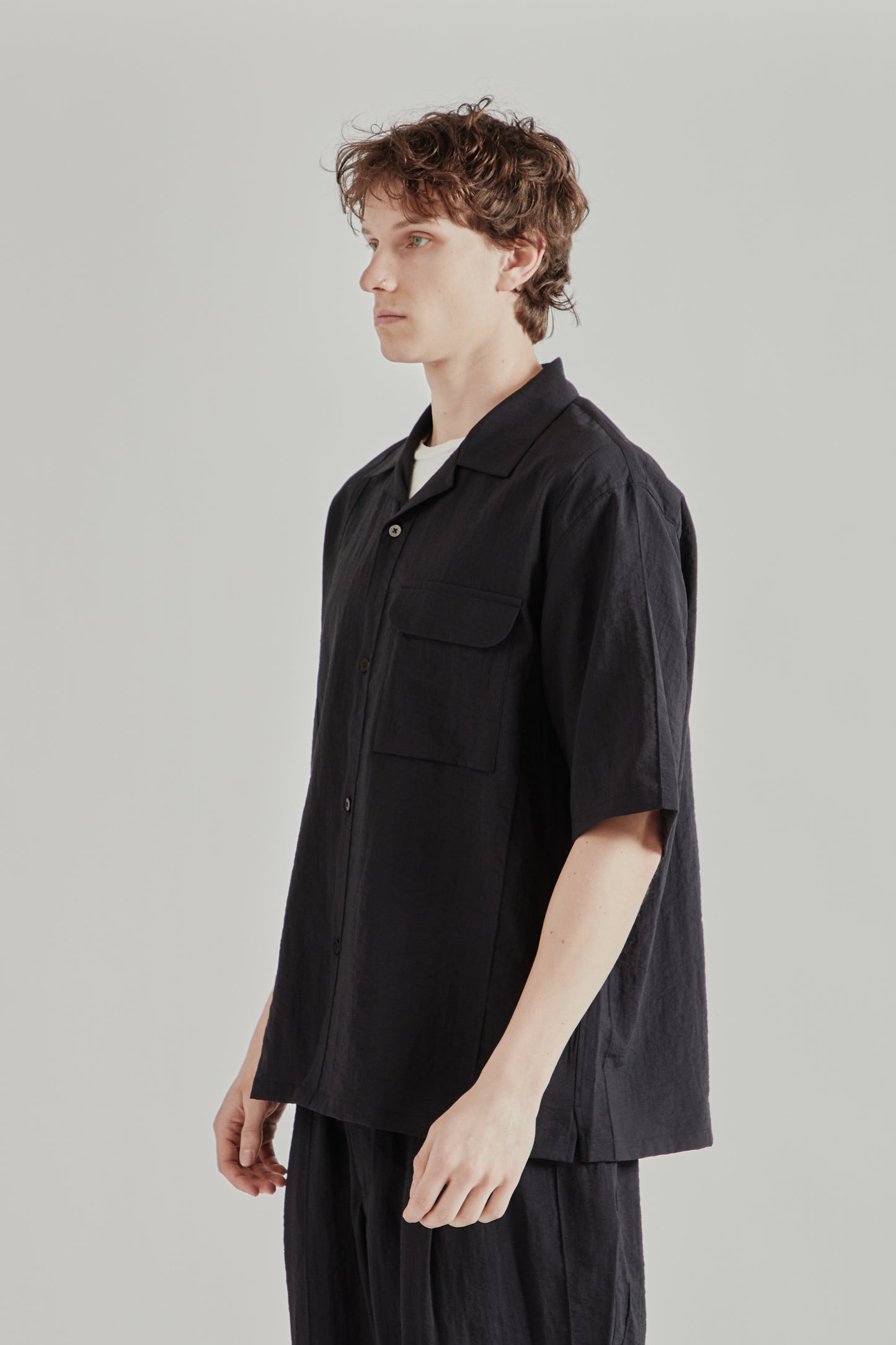 Still by Hand SS26 Pin Tuck Half Sleeve Shirt Black2826