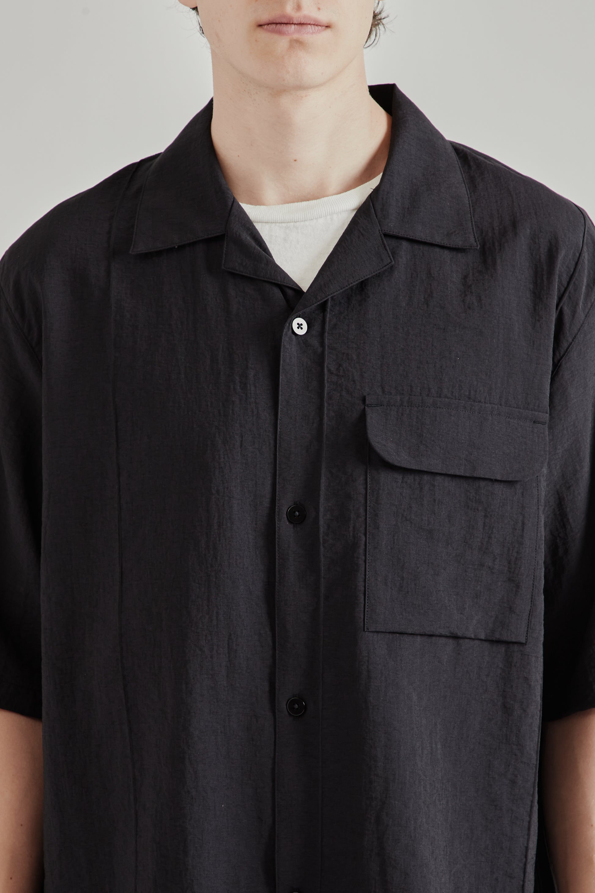Still by Hand SS26 Pin Tuck Half Sleeve Shirt Black2833