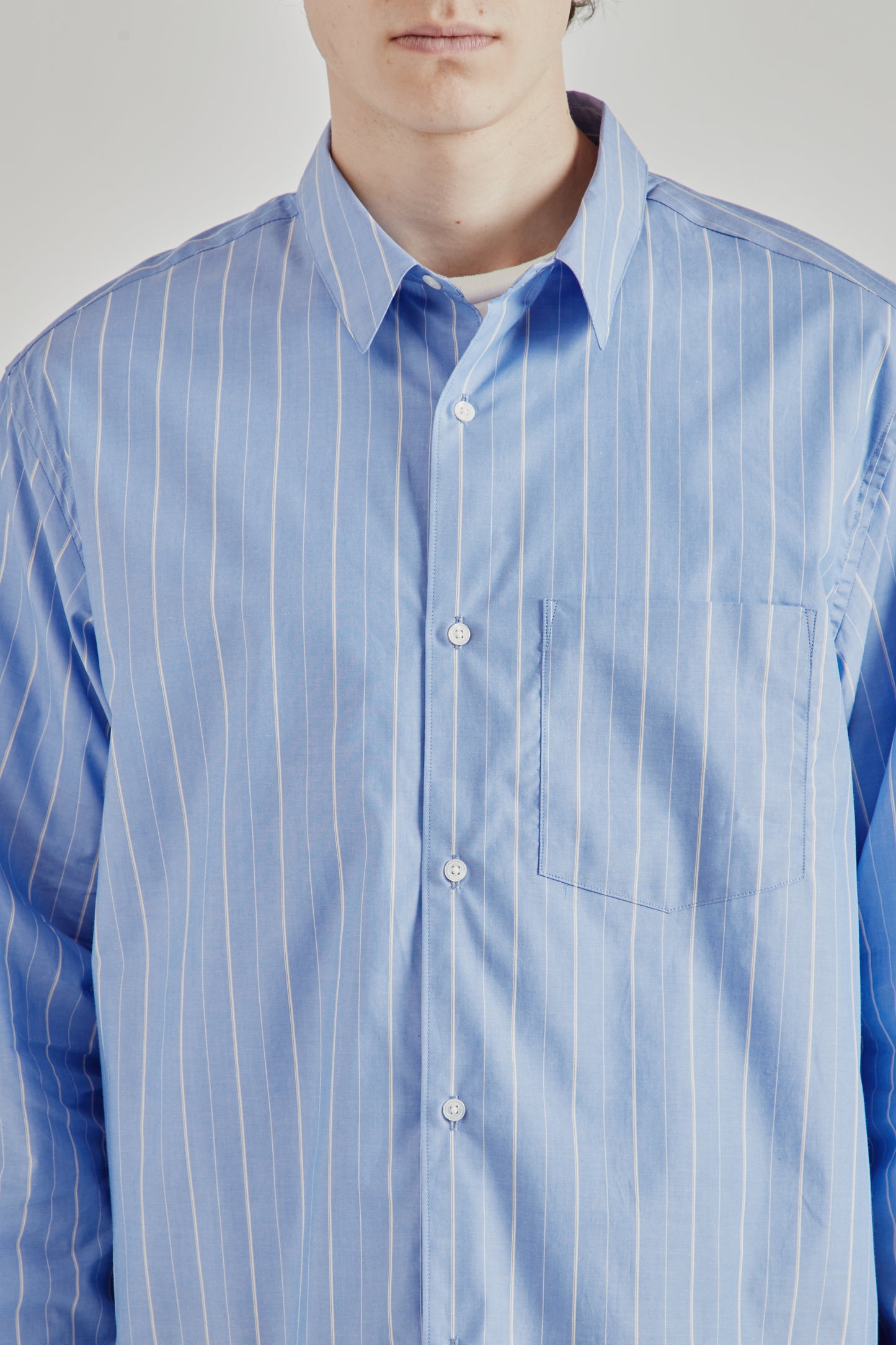 Still by Hand SS26 Regular Collar Shirt Blue Stripe2494
