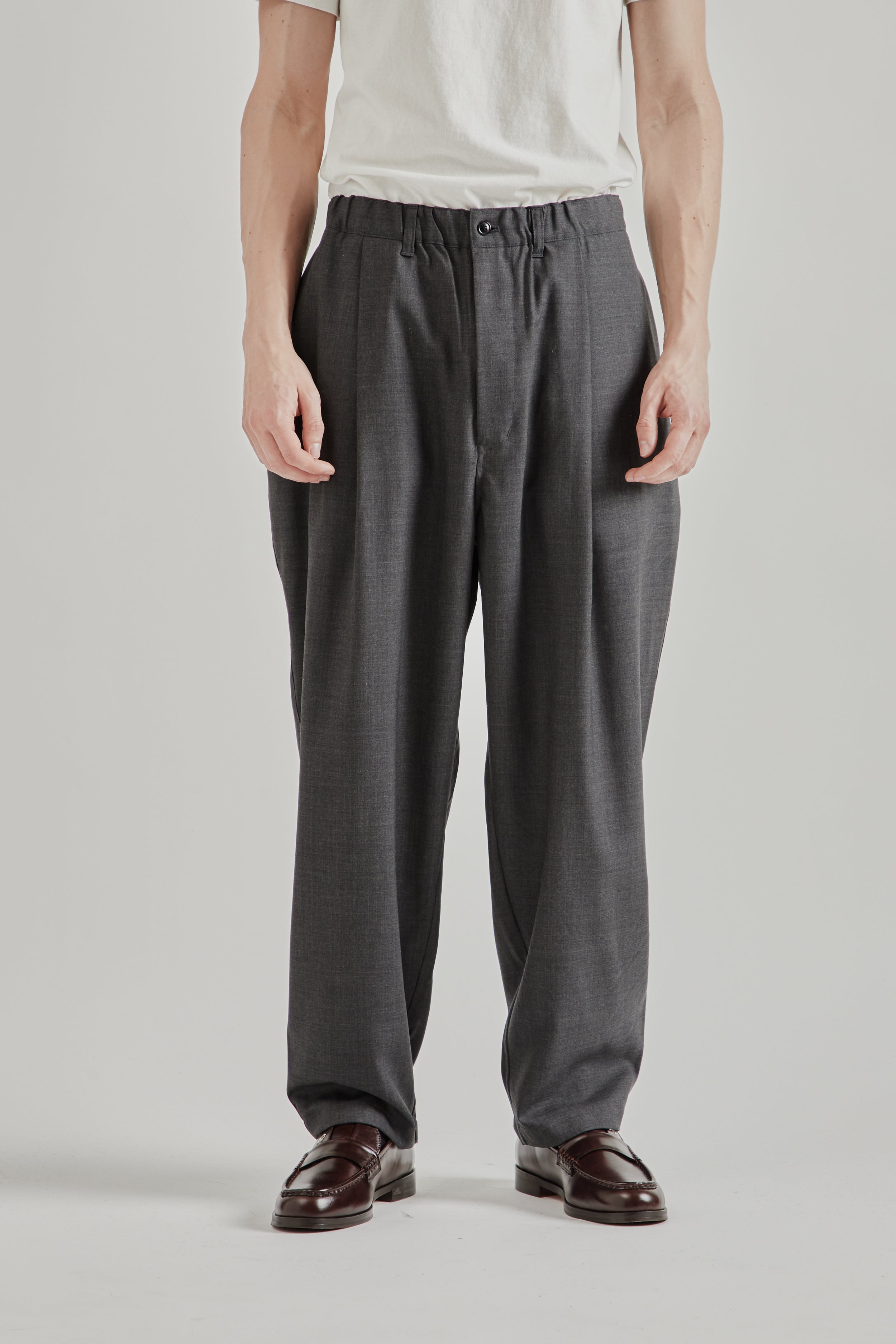 Still by Hand Summer Wool Wide Pants - Charcoal | Wallace