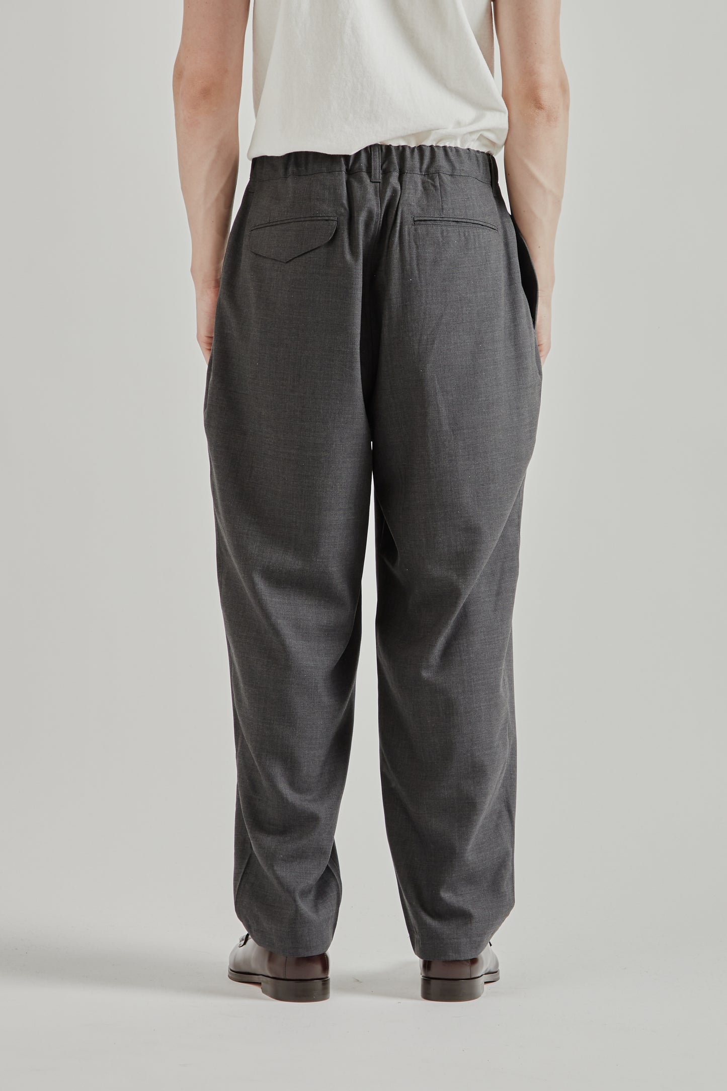 Still by Hand SS26 Summer Wool Wide Pants Charcoal2149