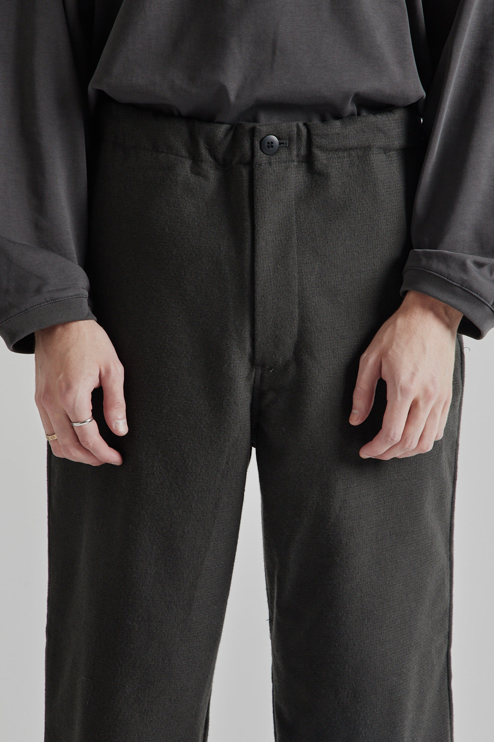 Still by Hand Wool Mix Easy Pants - Charcoal | Wallace