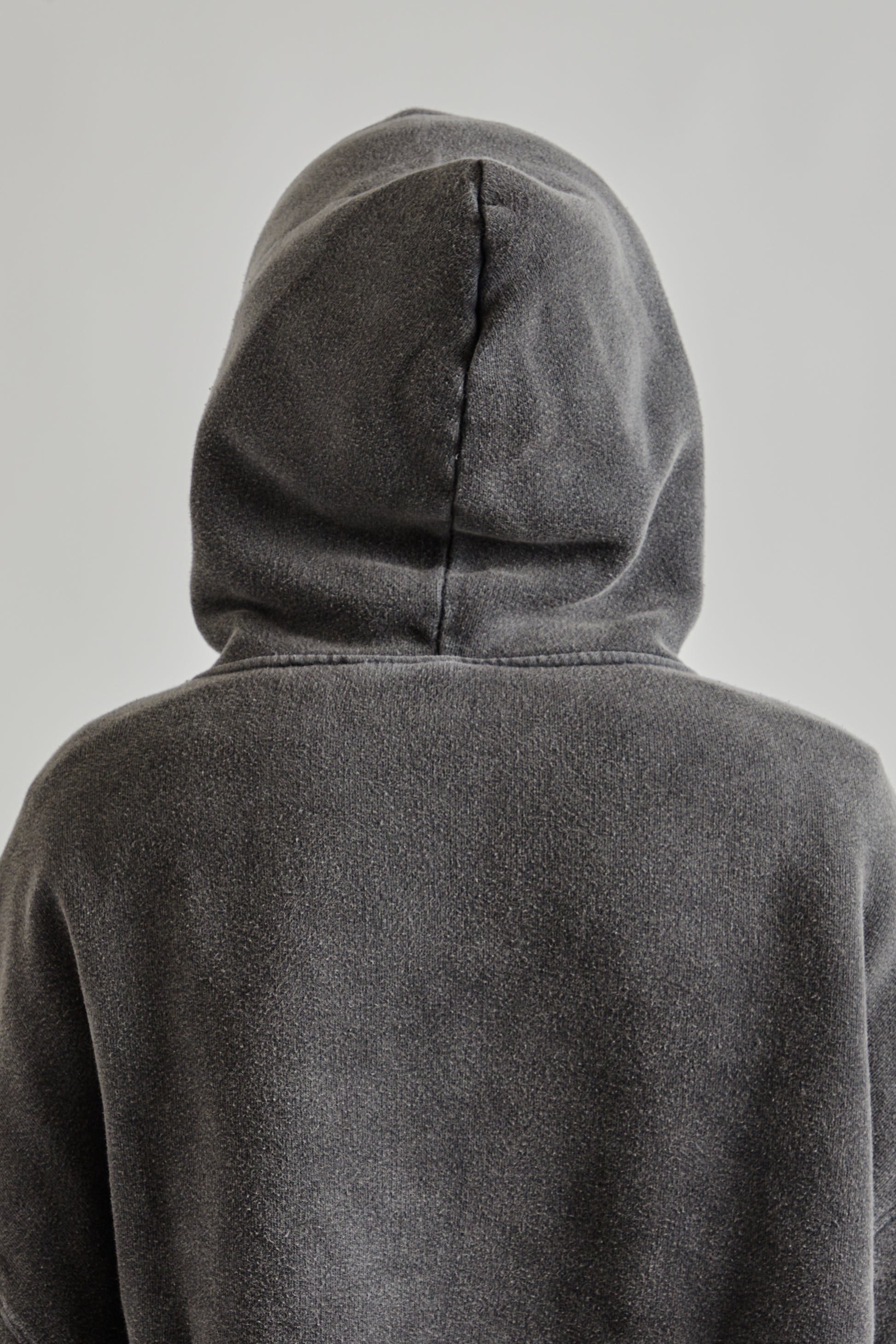 Sunflower FW25 Hood Sweat Anthracite Washed 14