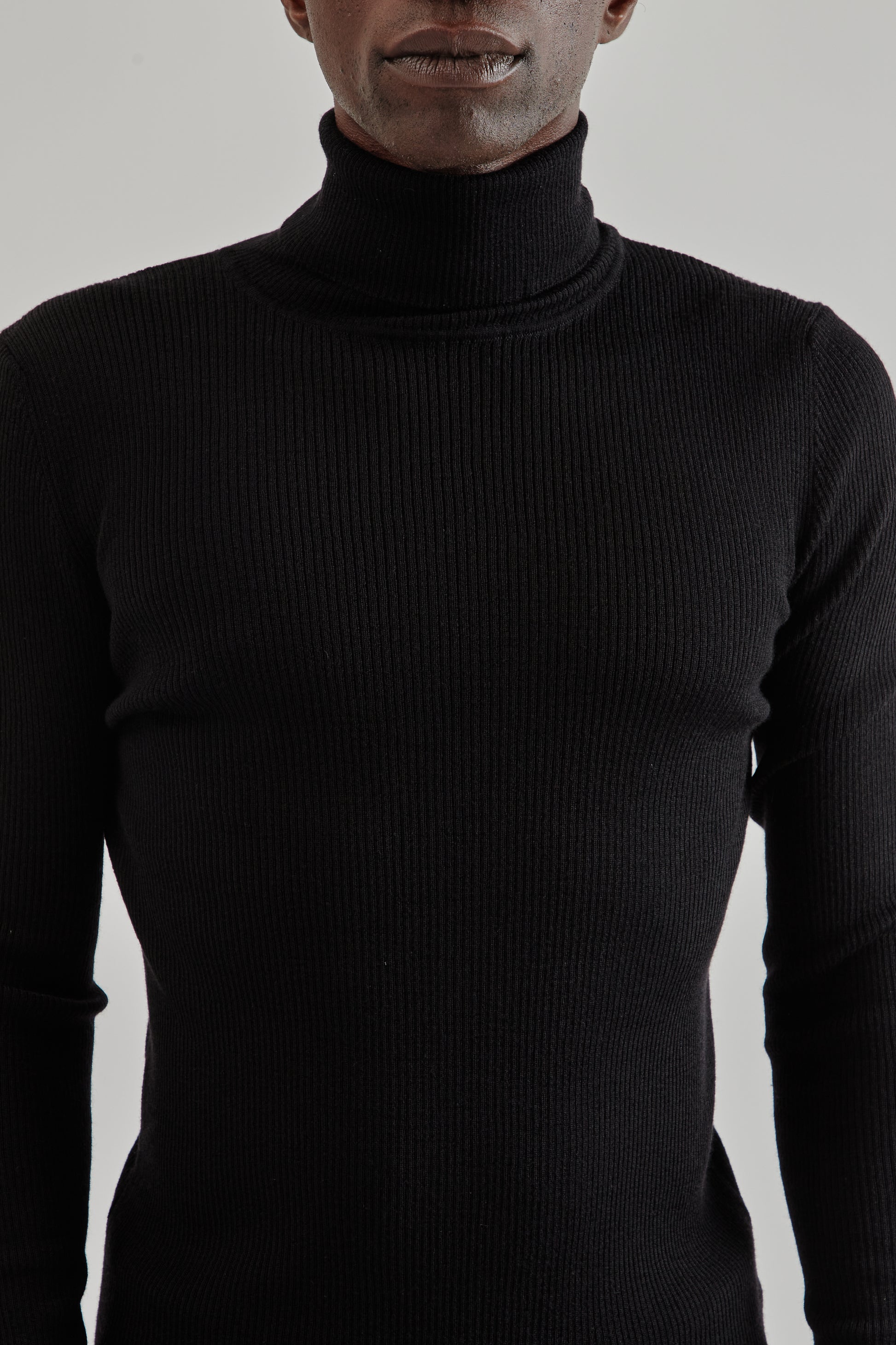 Sunflower FW25 Merino Rib Turtle Neck Black12